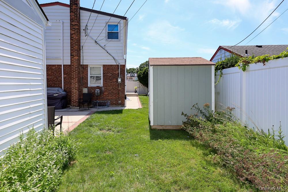 844 Hemlock Street Property Photo 32