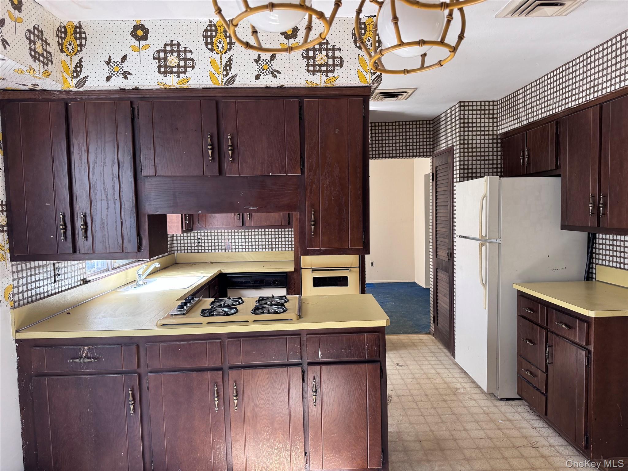 16 Herrick Avenue Property Photo 2