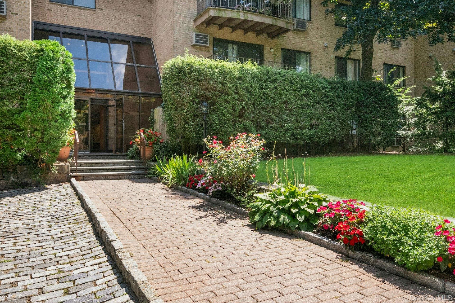 500 Central Park Avenue 145 Property Photo 2