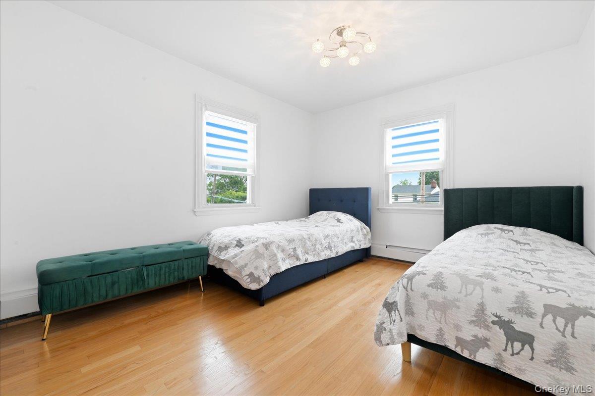 351 Hewlett Parkway Property Photo 12