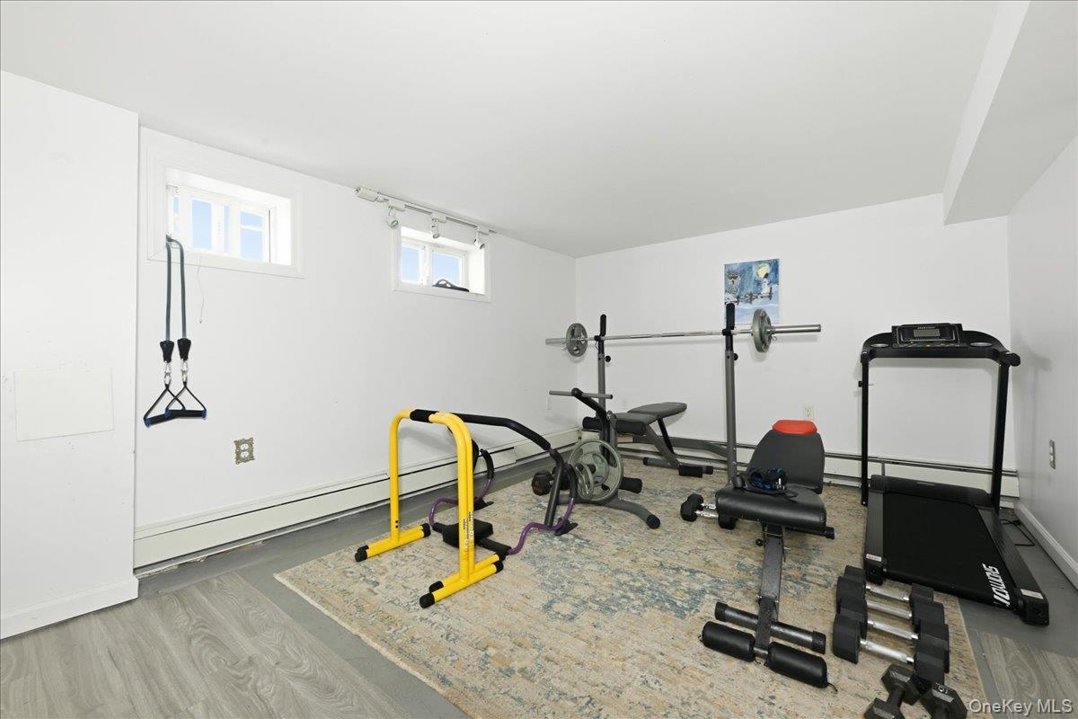 351 Hewlett Parkway Property Photo 16