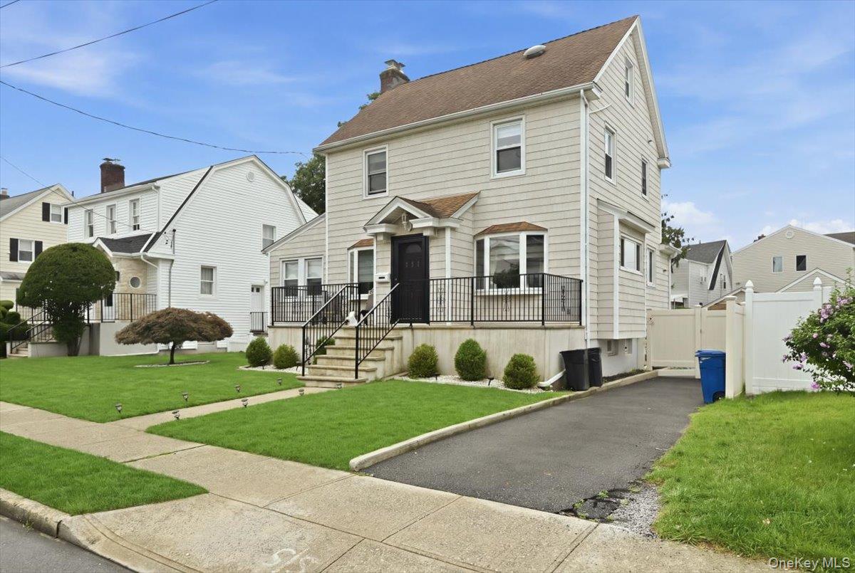 351 Hewlett Parkway Property Photo 21