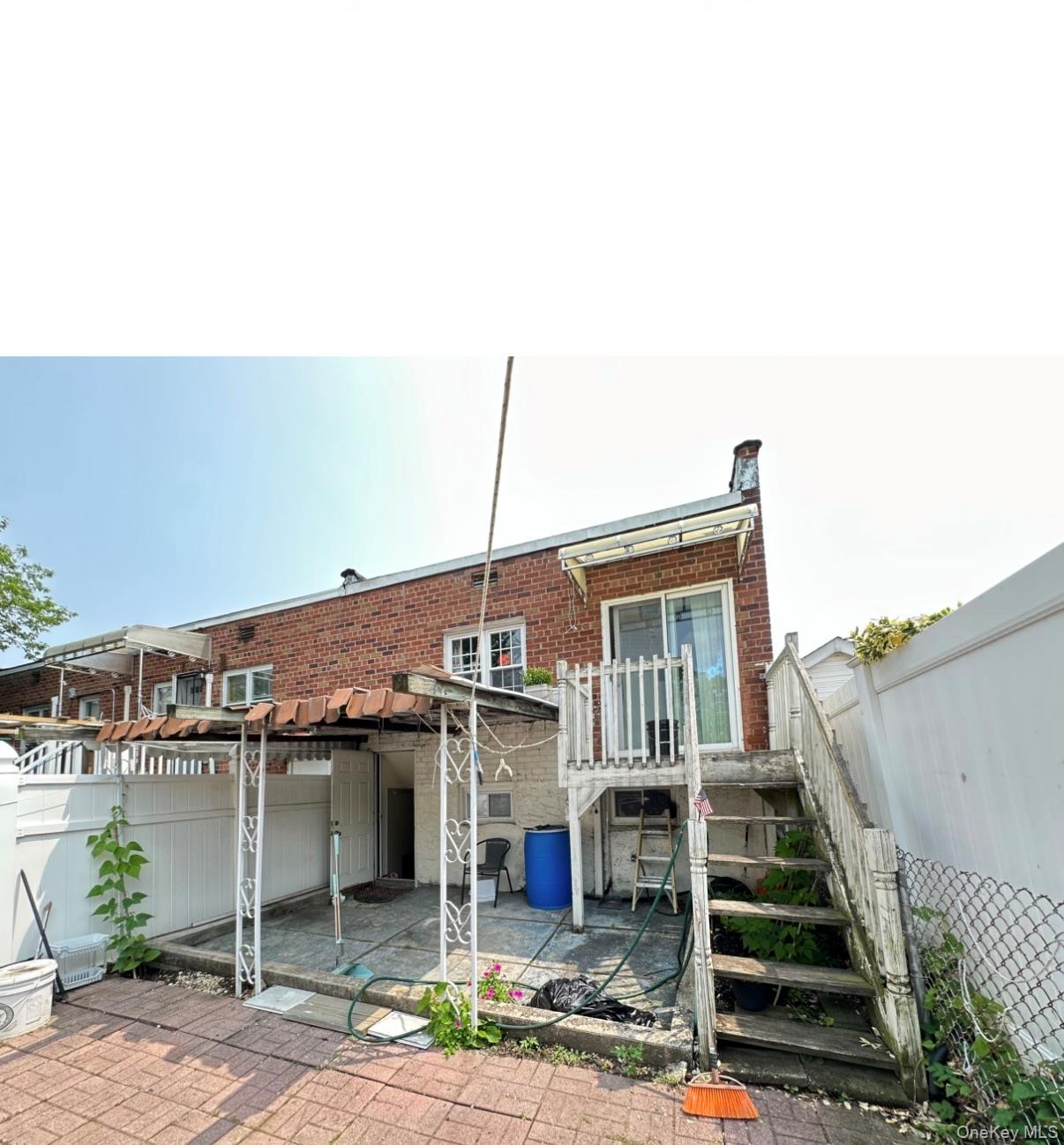 4732 207th Street Property Photo 2