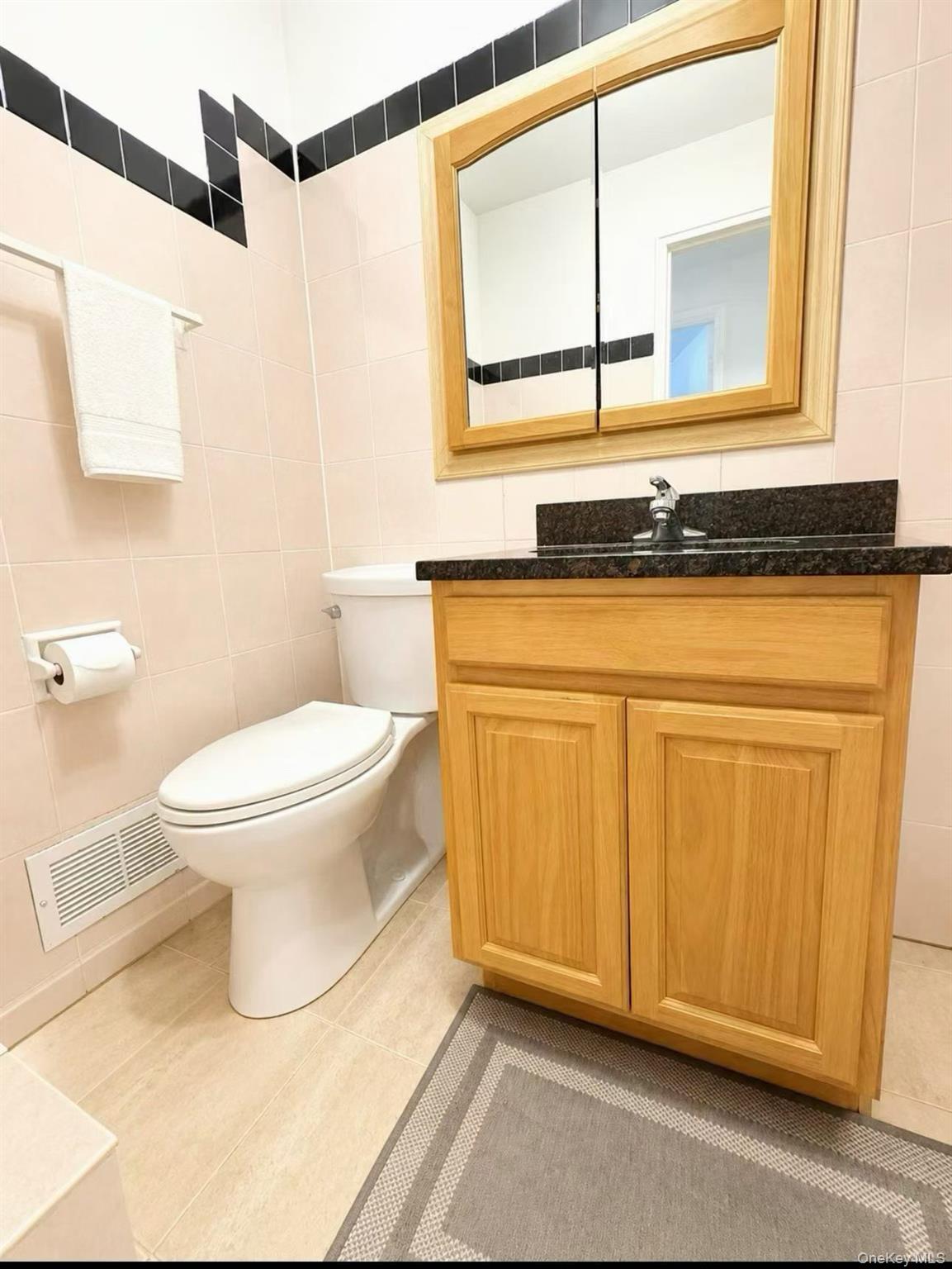 4732 207th Street Property Photo 10