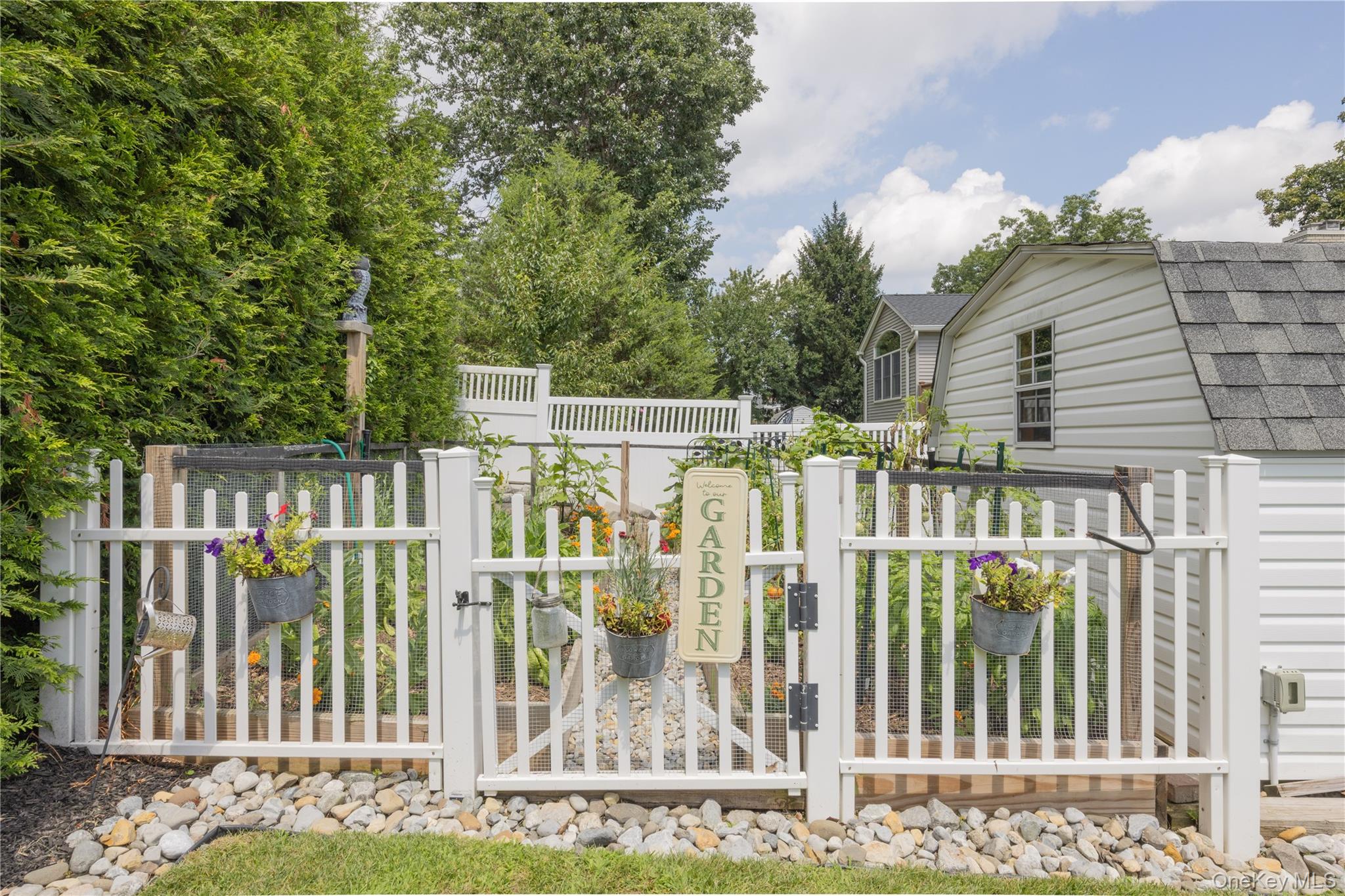 395 Ehrhardt Road Property Photo 25