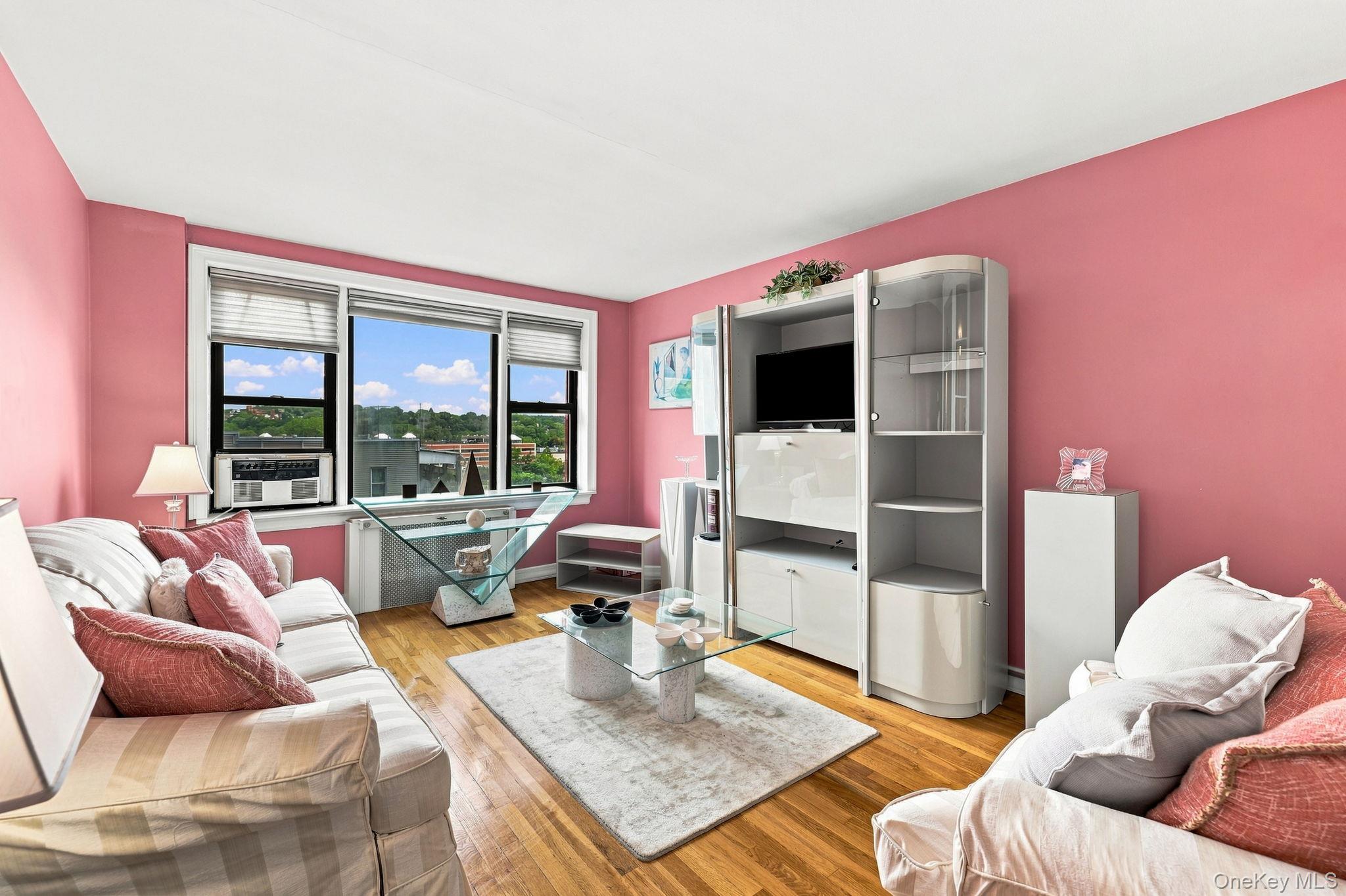 10 Franklin Avenue 2a Property Photo 7