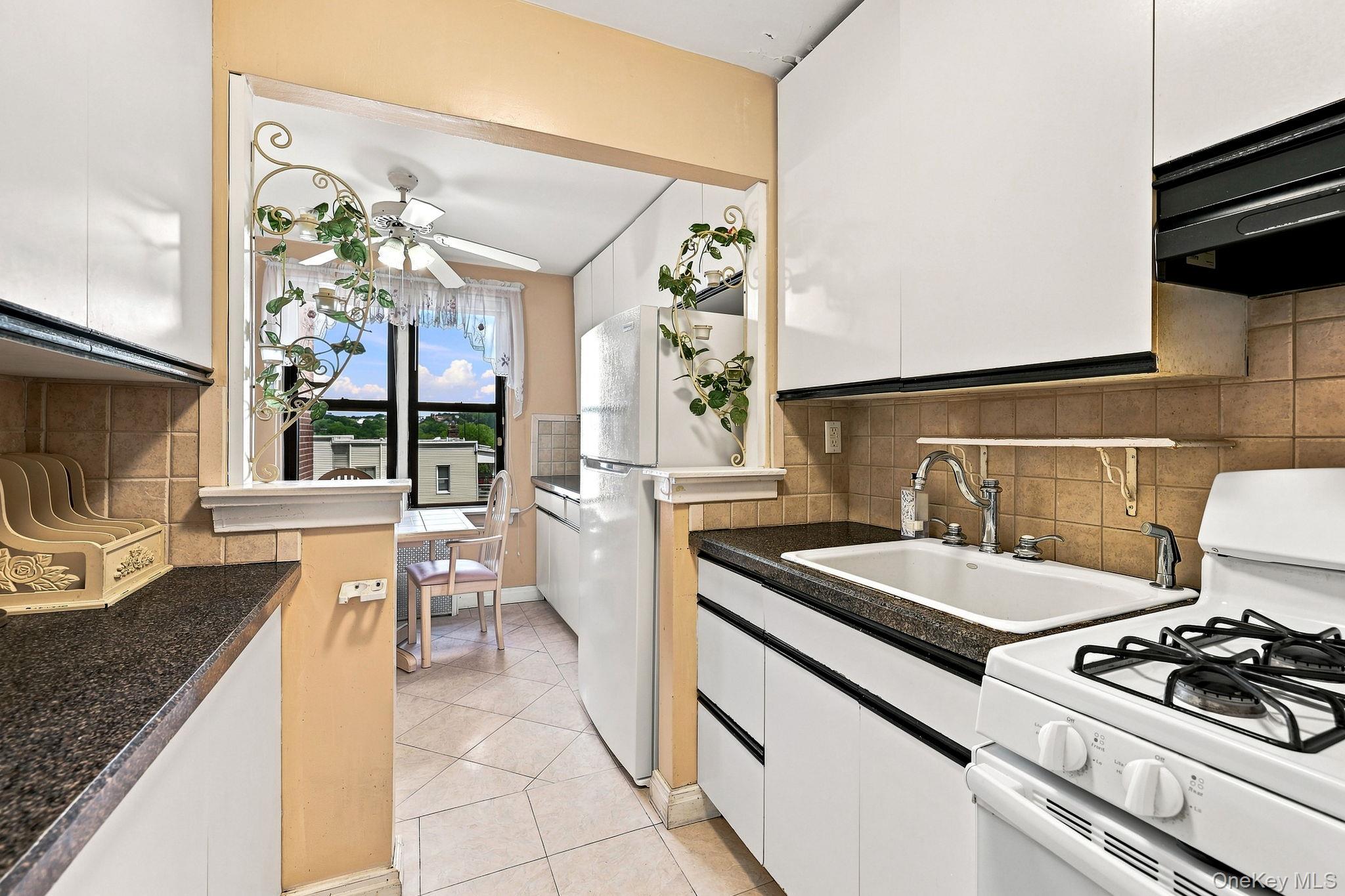 10 Franklin Avenue 2a Property Photo 14