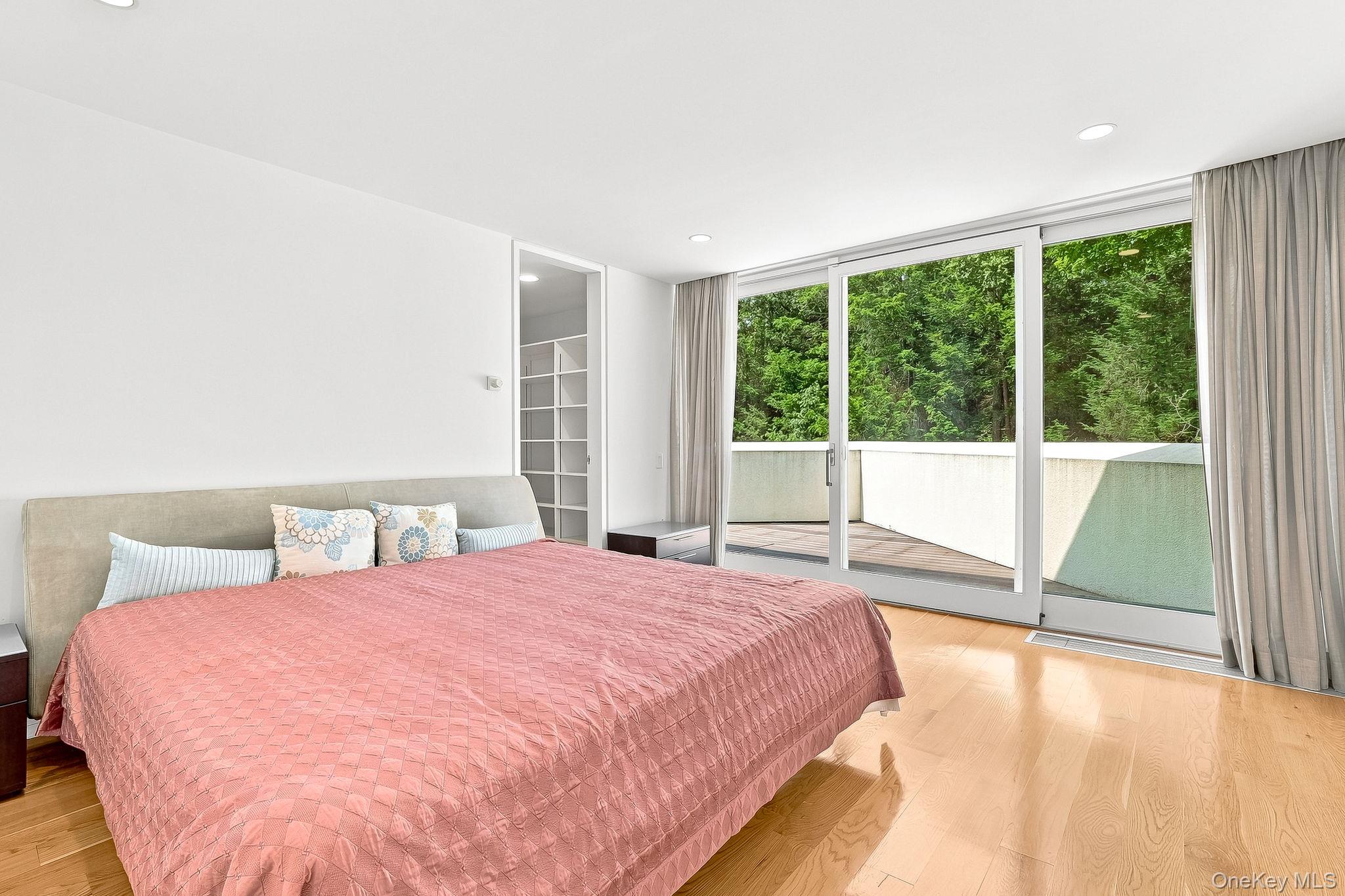 20 Bessel Lane Property Photo 25
