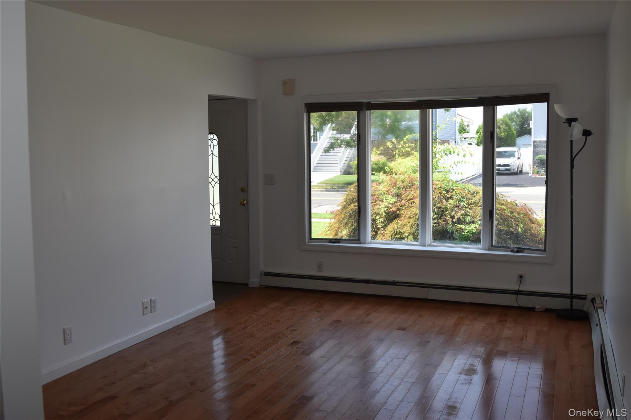 253 Forest Avenue Property Photo 6