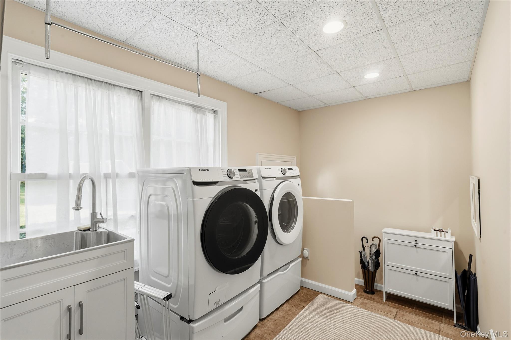 87 4th Street Property Photo 12