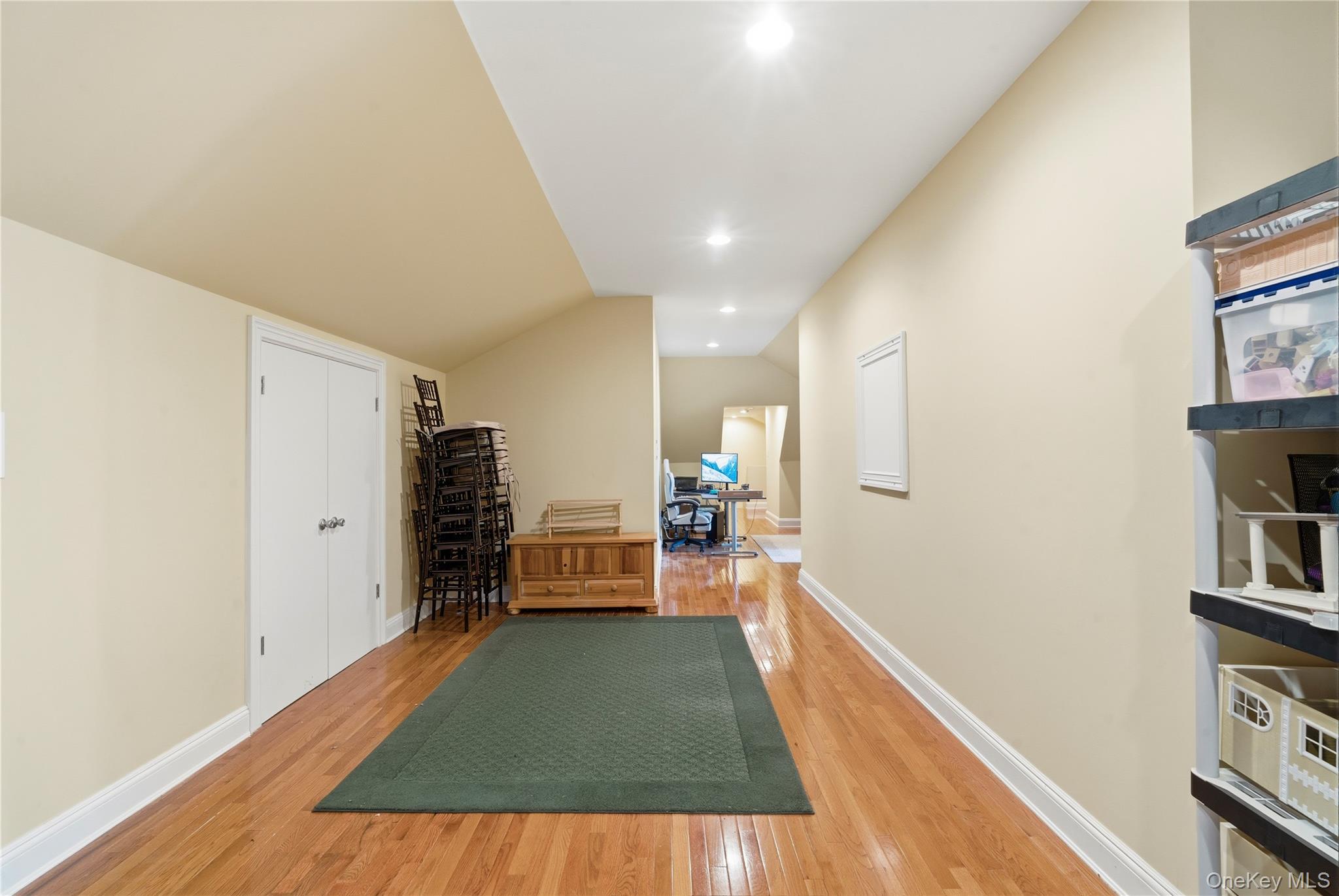 87 4th Street Property Photo 31
