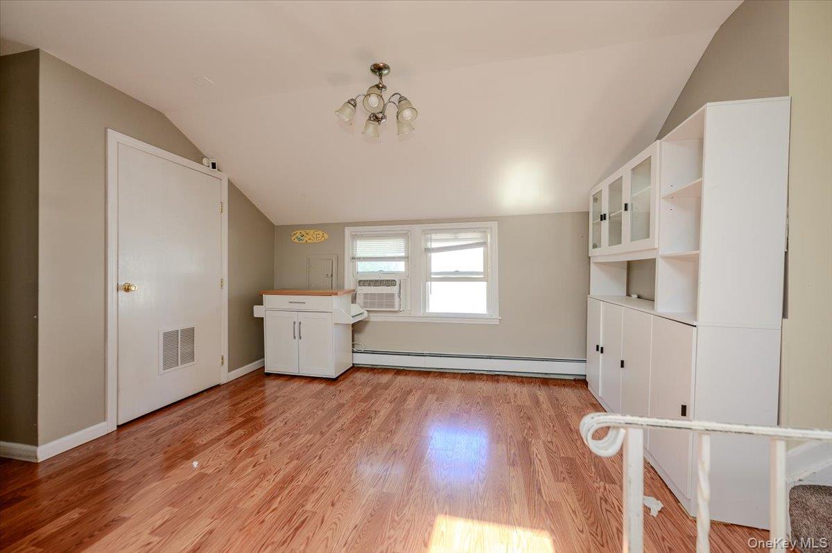 13 Truxton Road Upper Property Photo 4