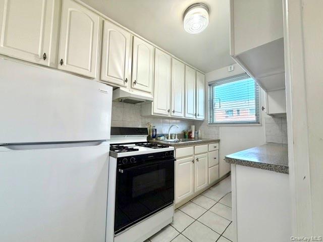 69-29 218th Street Lower Property Photo 13