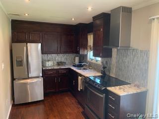 48 Ellen Street Property Photo 3