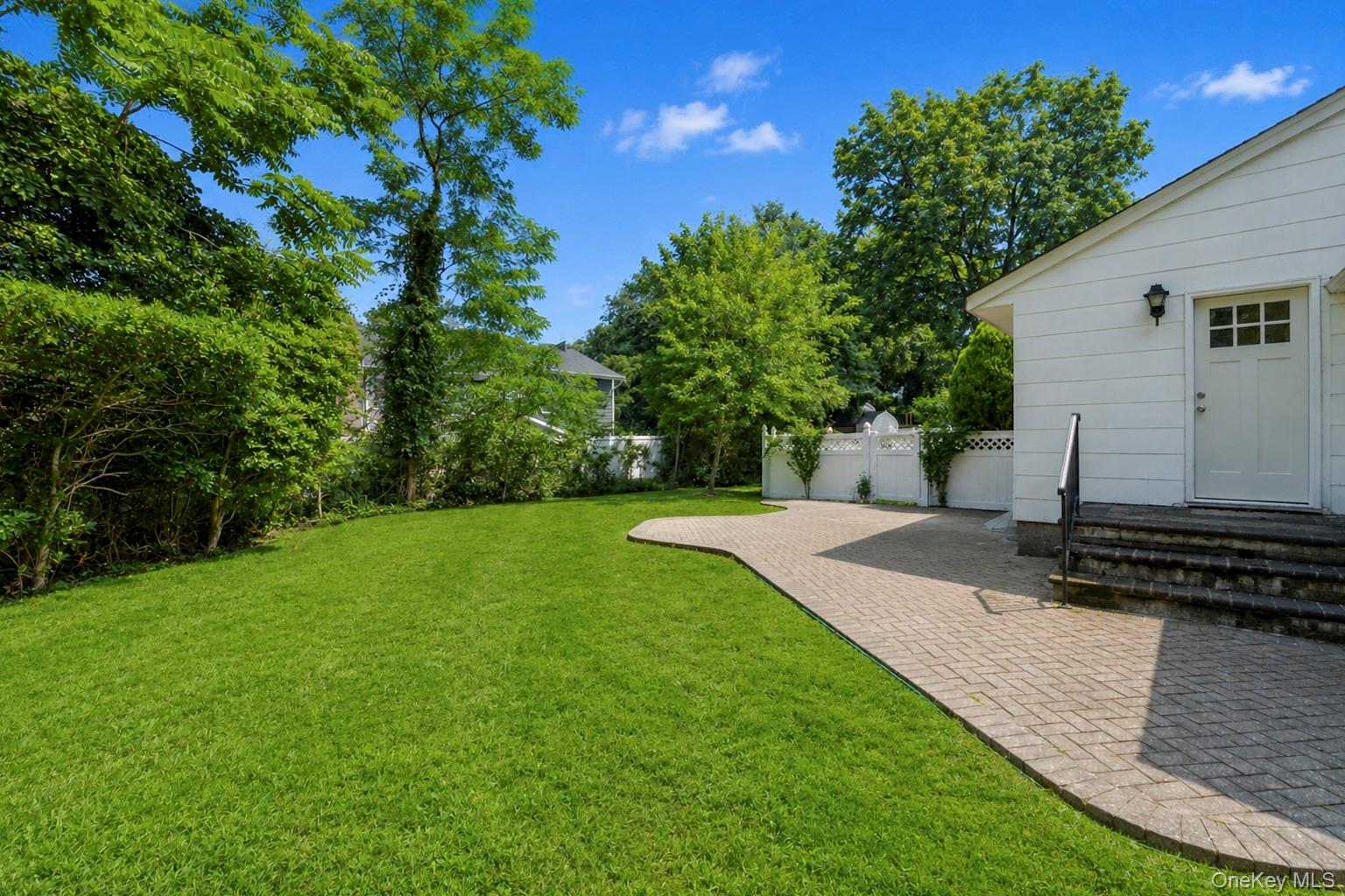 1 Dale Lane Property Photo 3