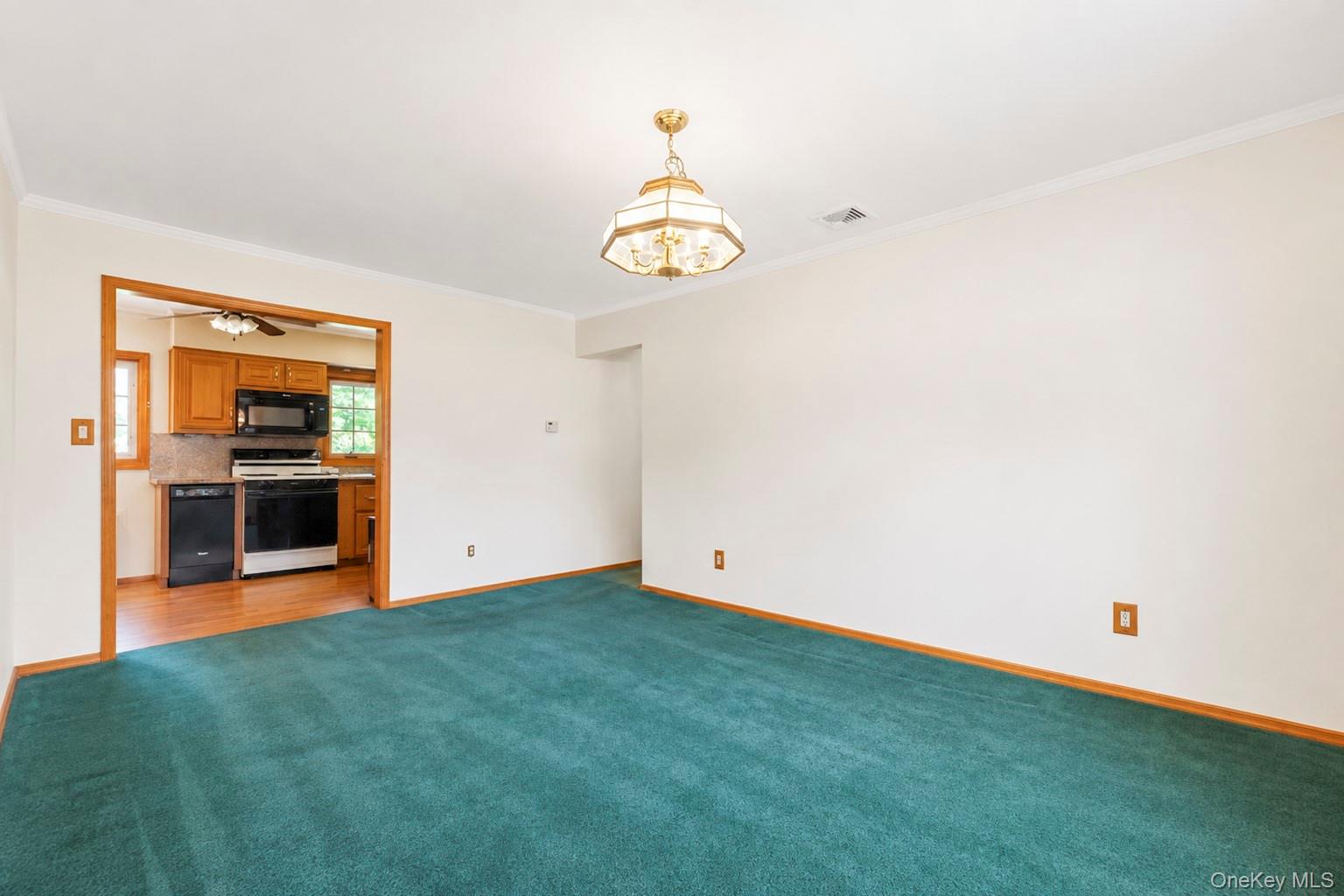 1 Dale Lane Property Photo 9