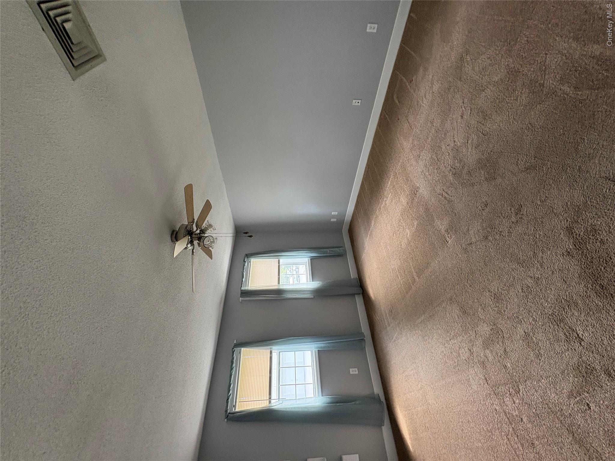 11 Tivoli Gardens Property Photo 3