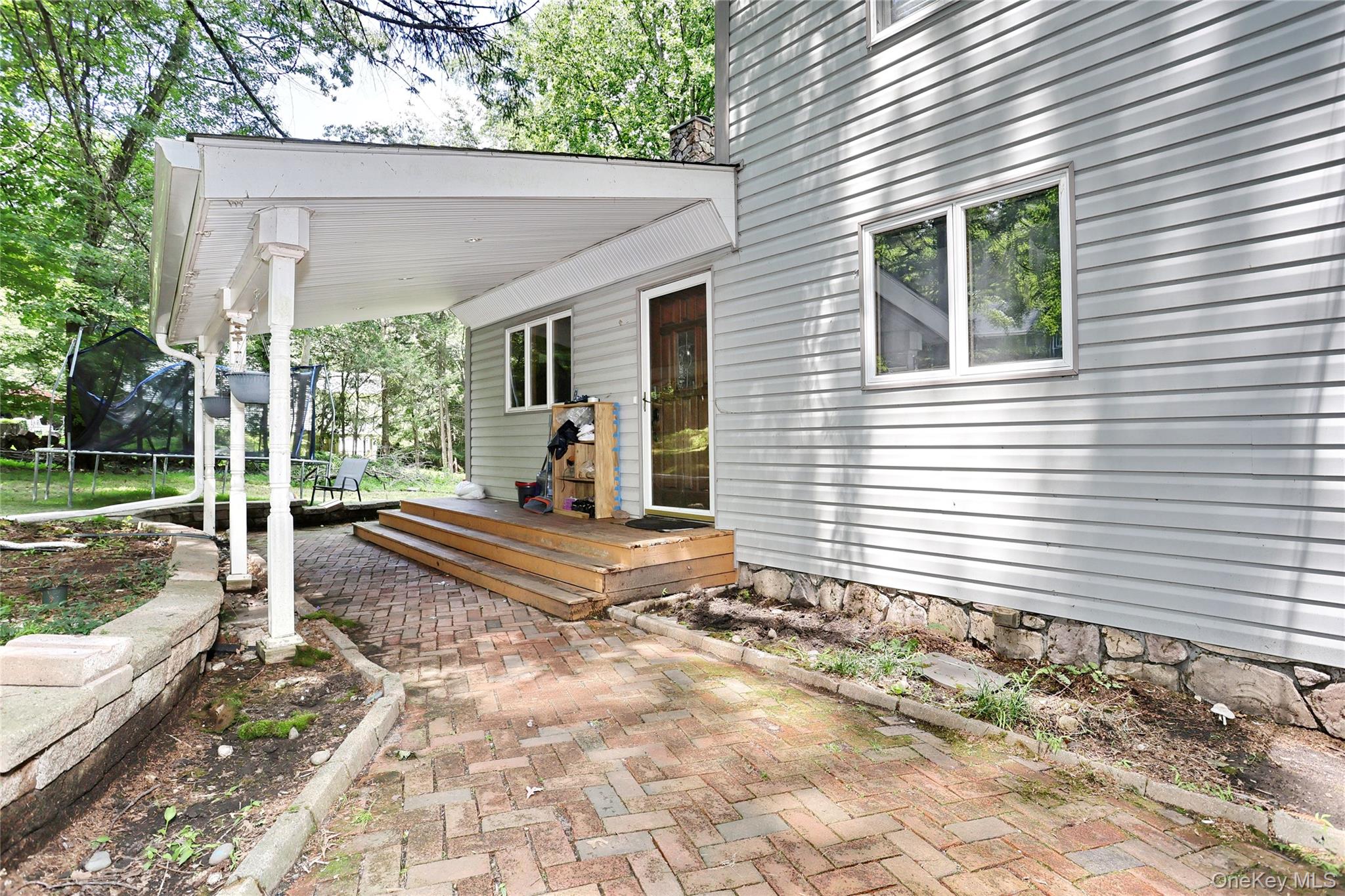 19 Farview Terrace Property Photo 3