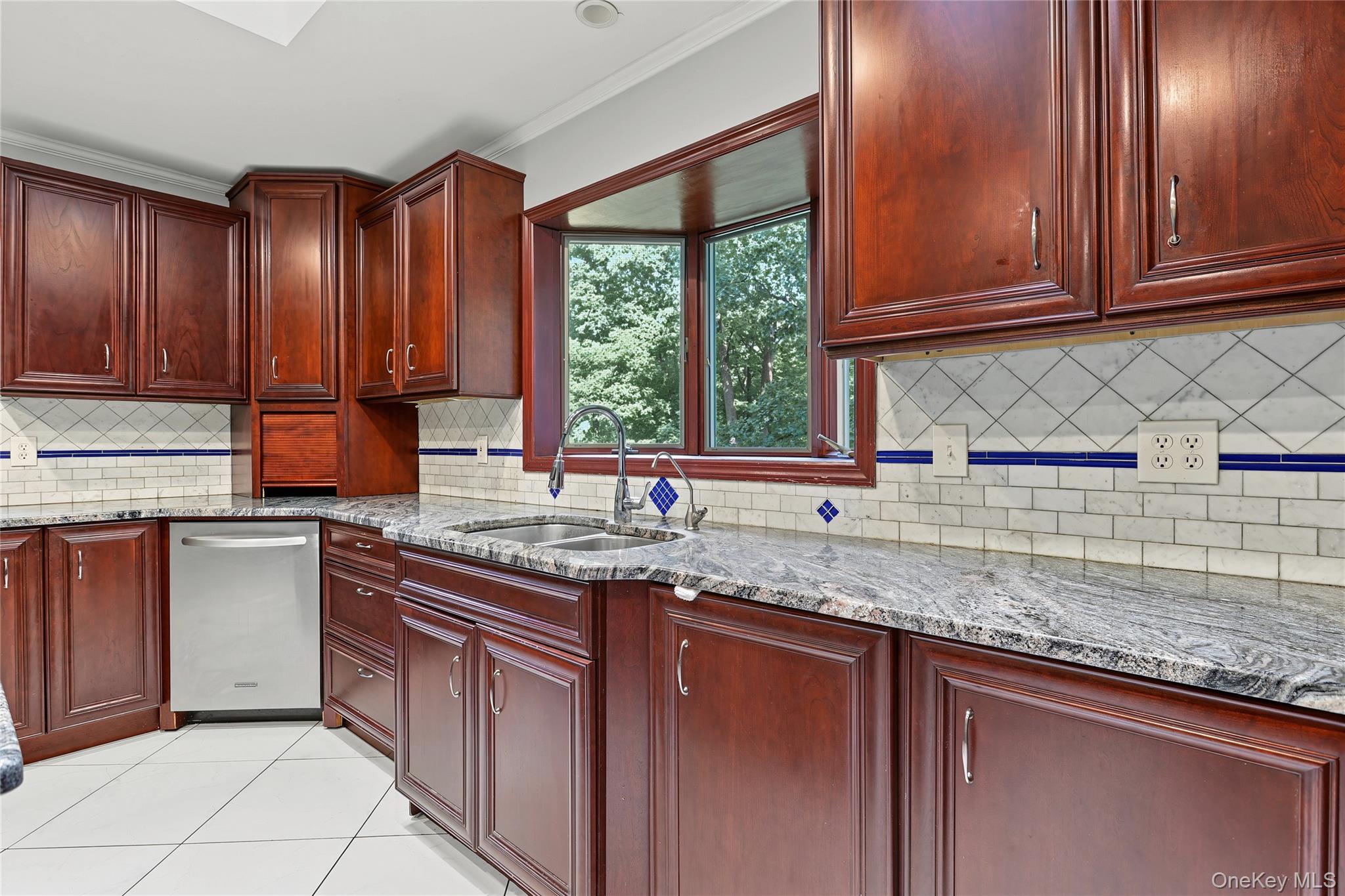 19 Farview Terrace Property Photo 8