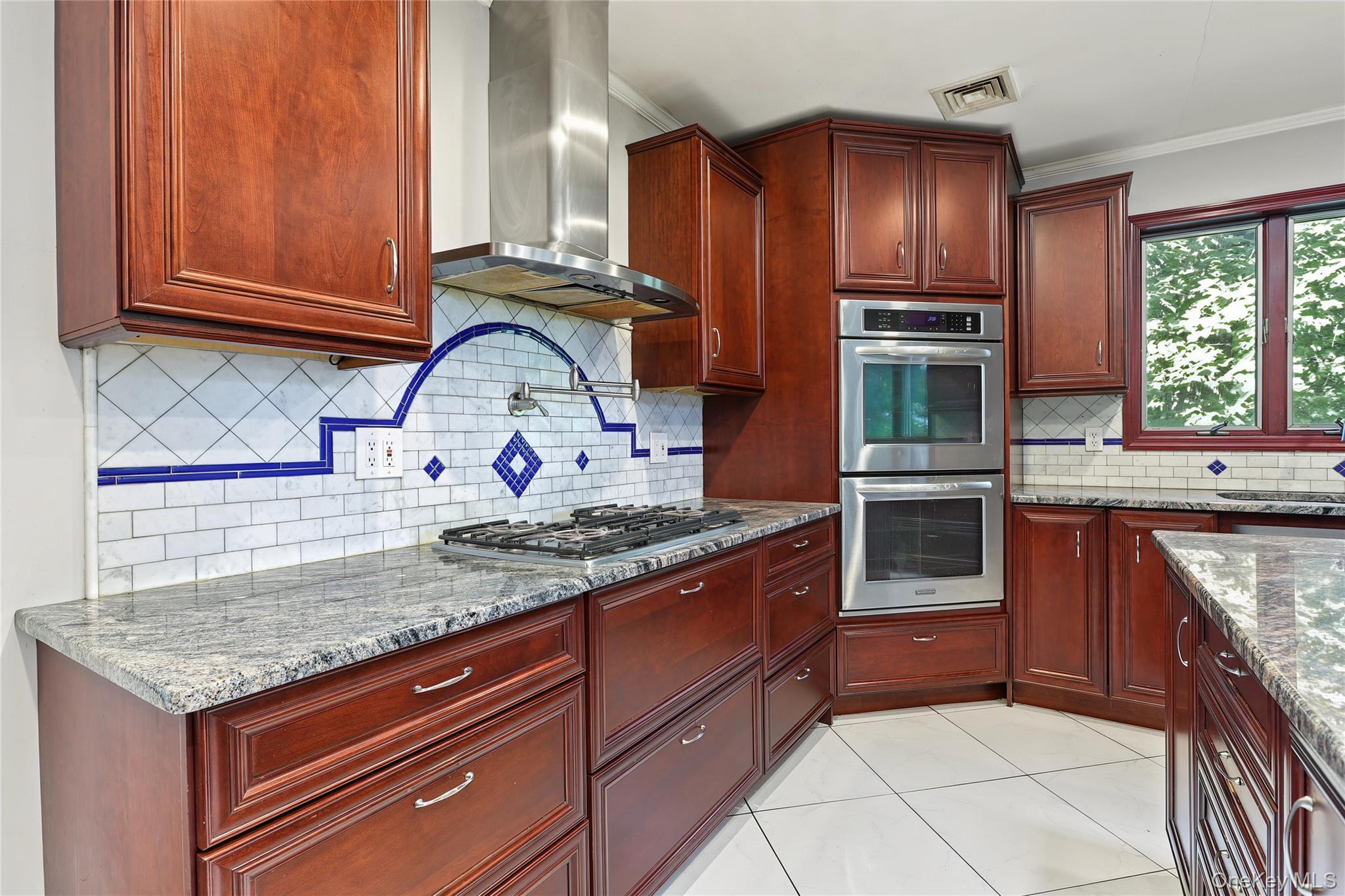 19 Farview Terrace Property Photo 10