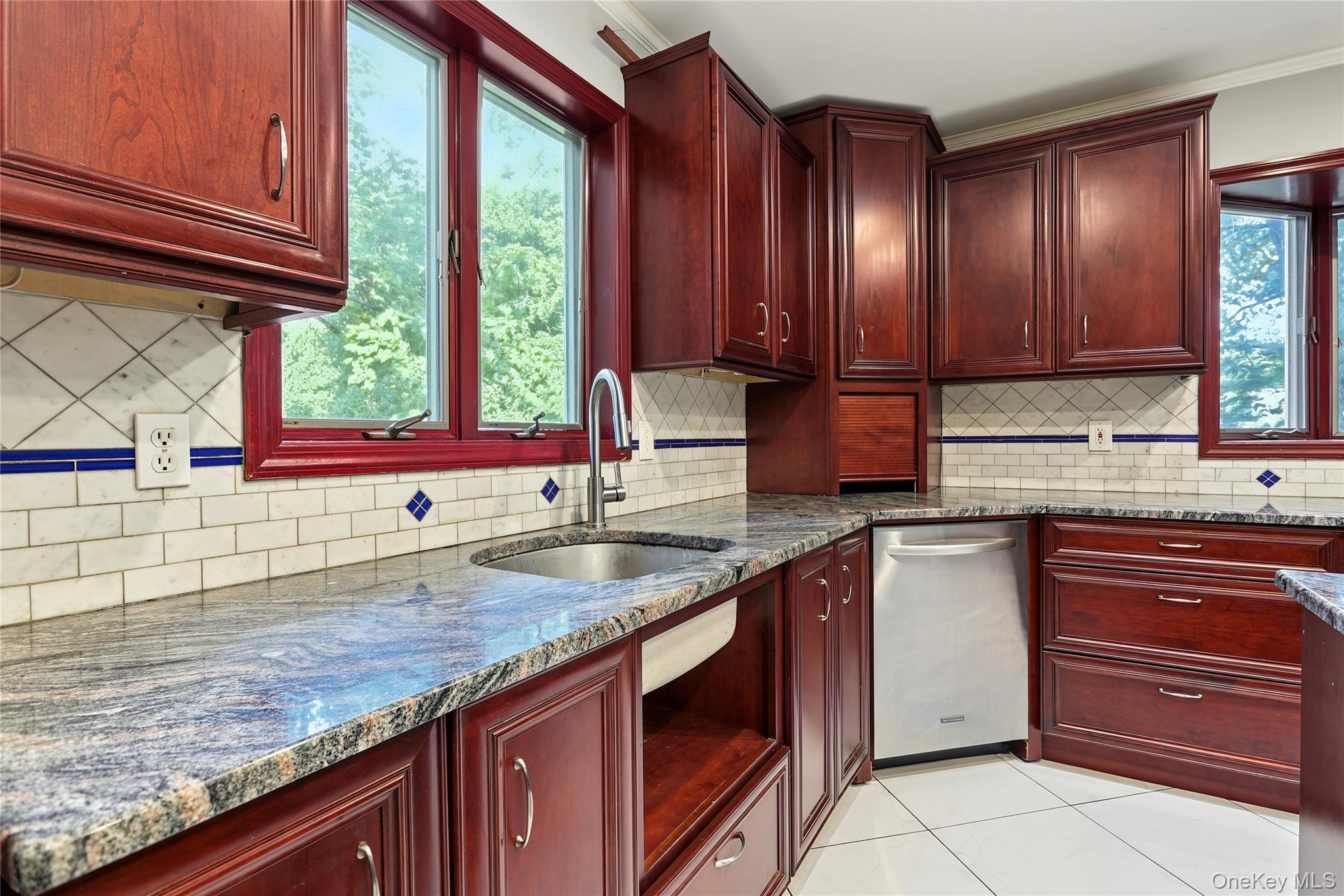 19 Farview Terrace Property Photo 11