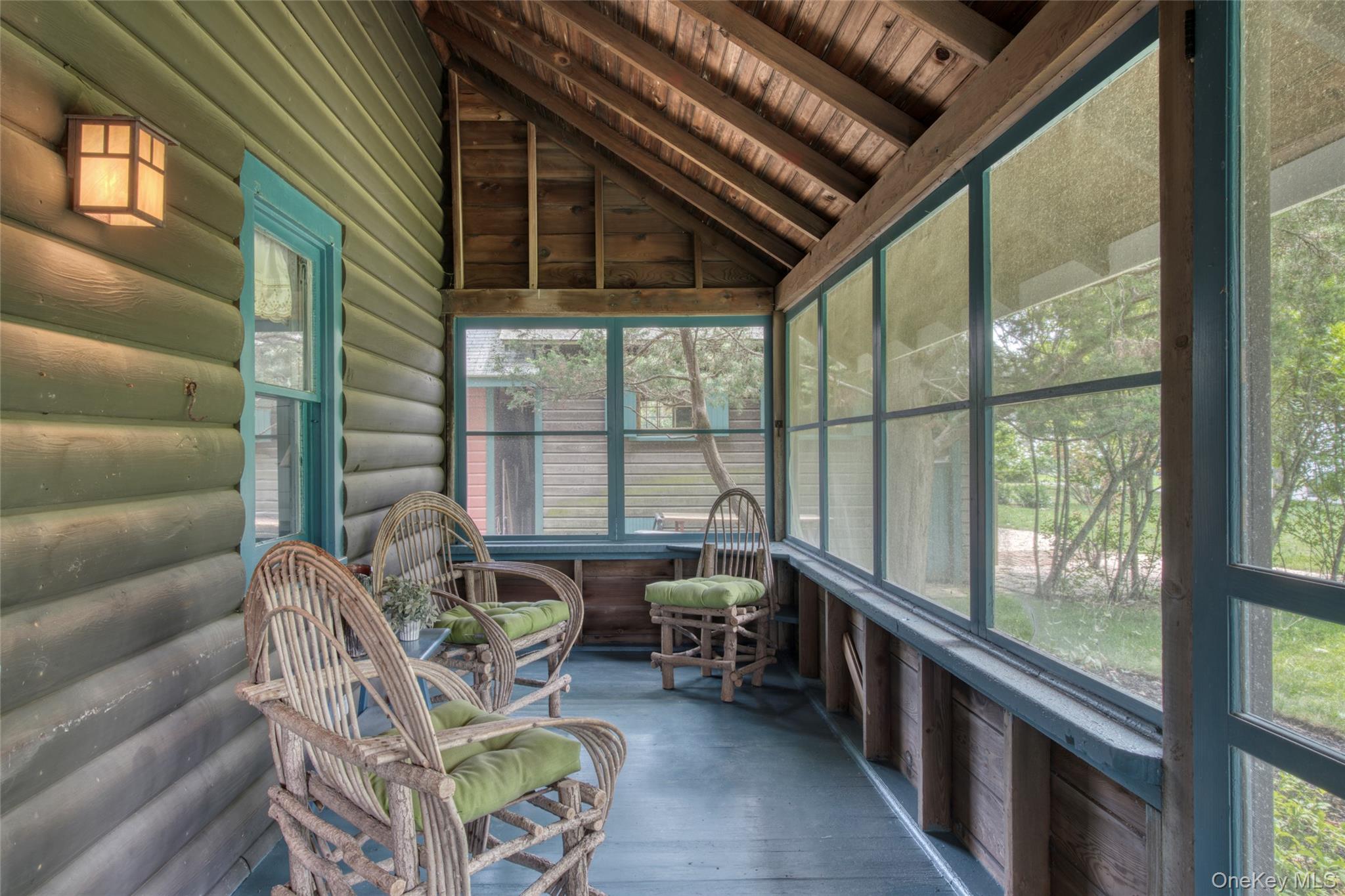 44 (1180) Sound Road Property Photo 2