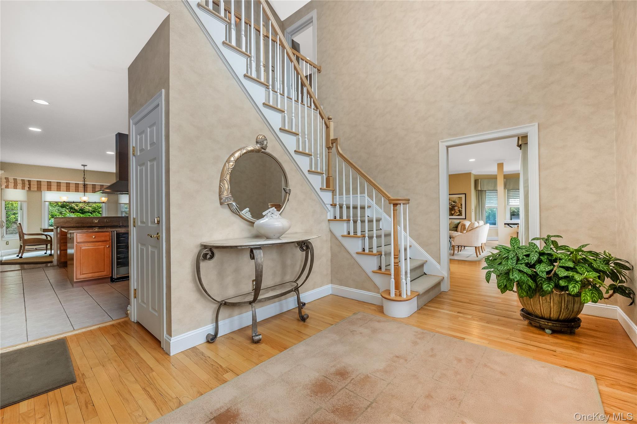 230 Woodbine Avenue Property Photo 7