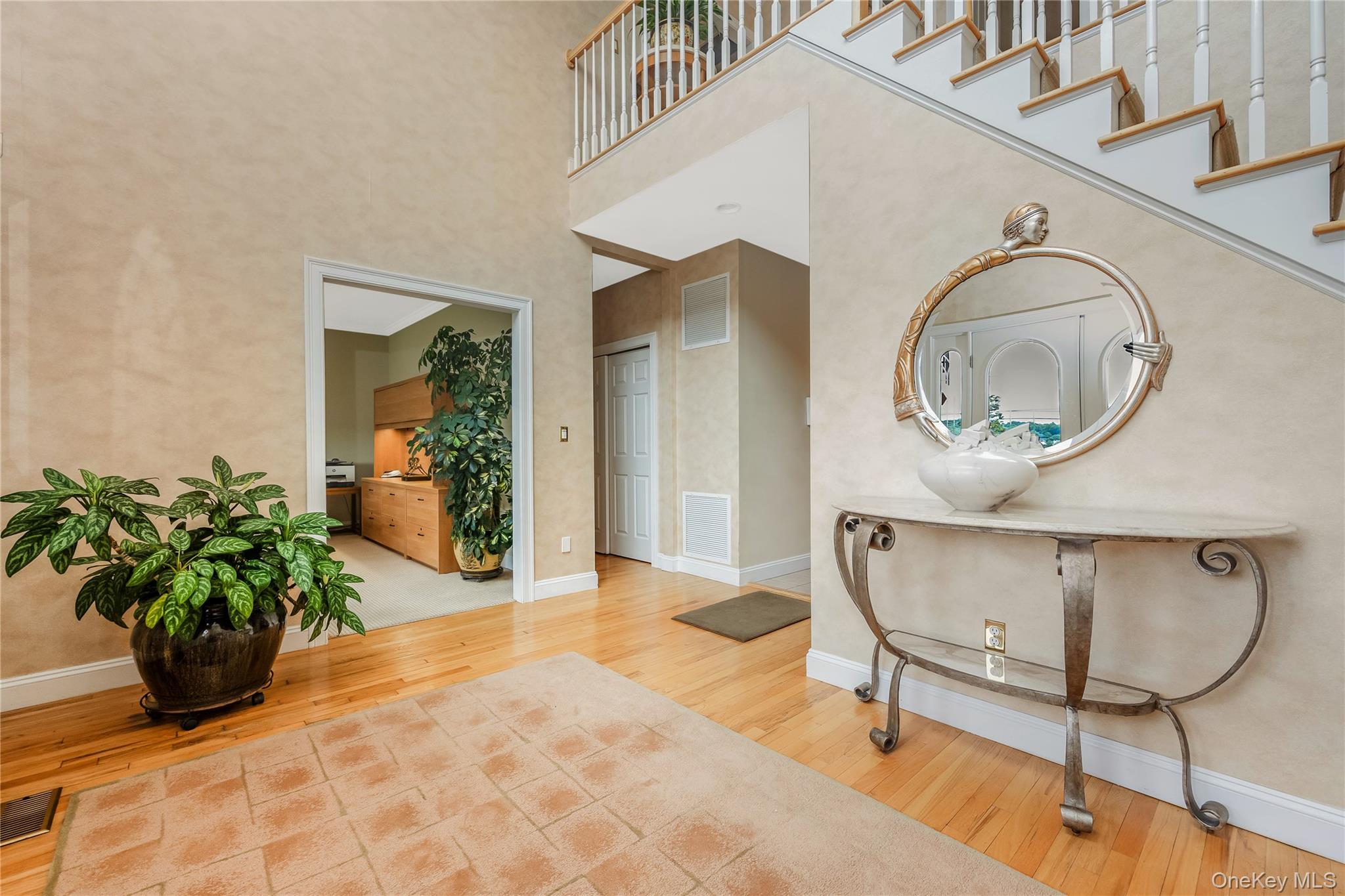 230 Woodbine Avenue Property Photo 8