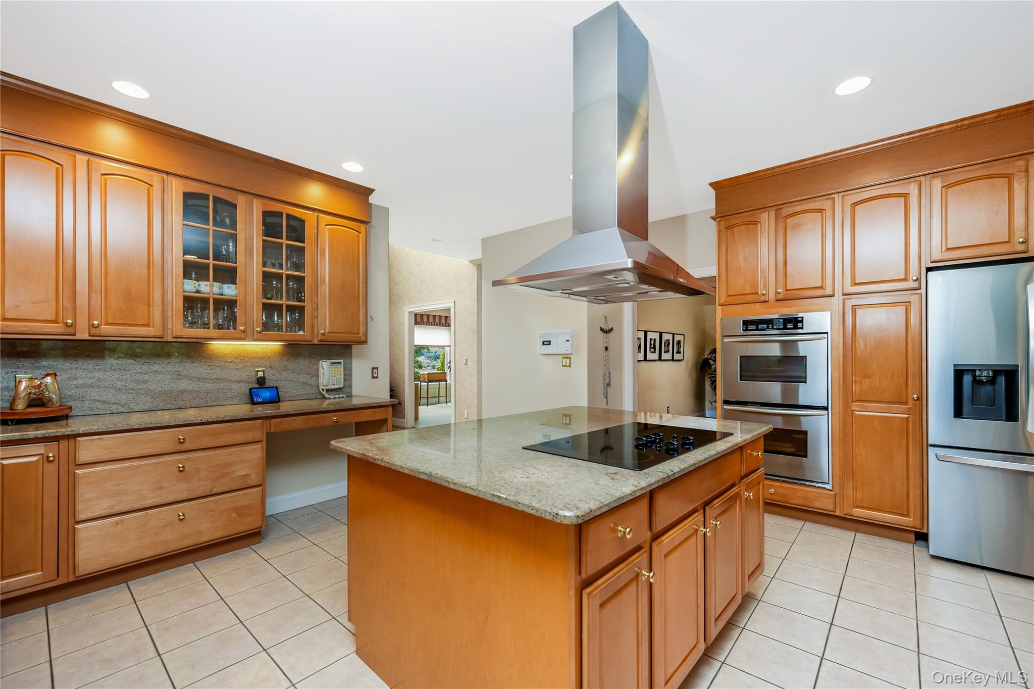 230 Woodbine Avenue Property Photo 16