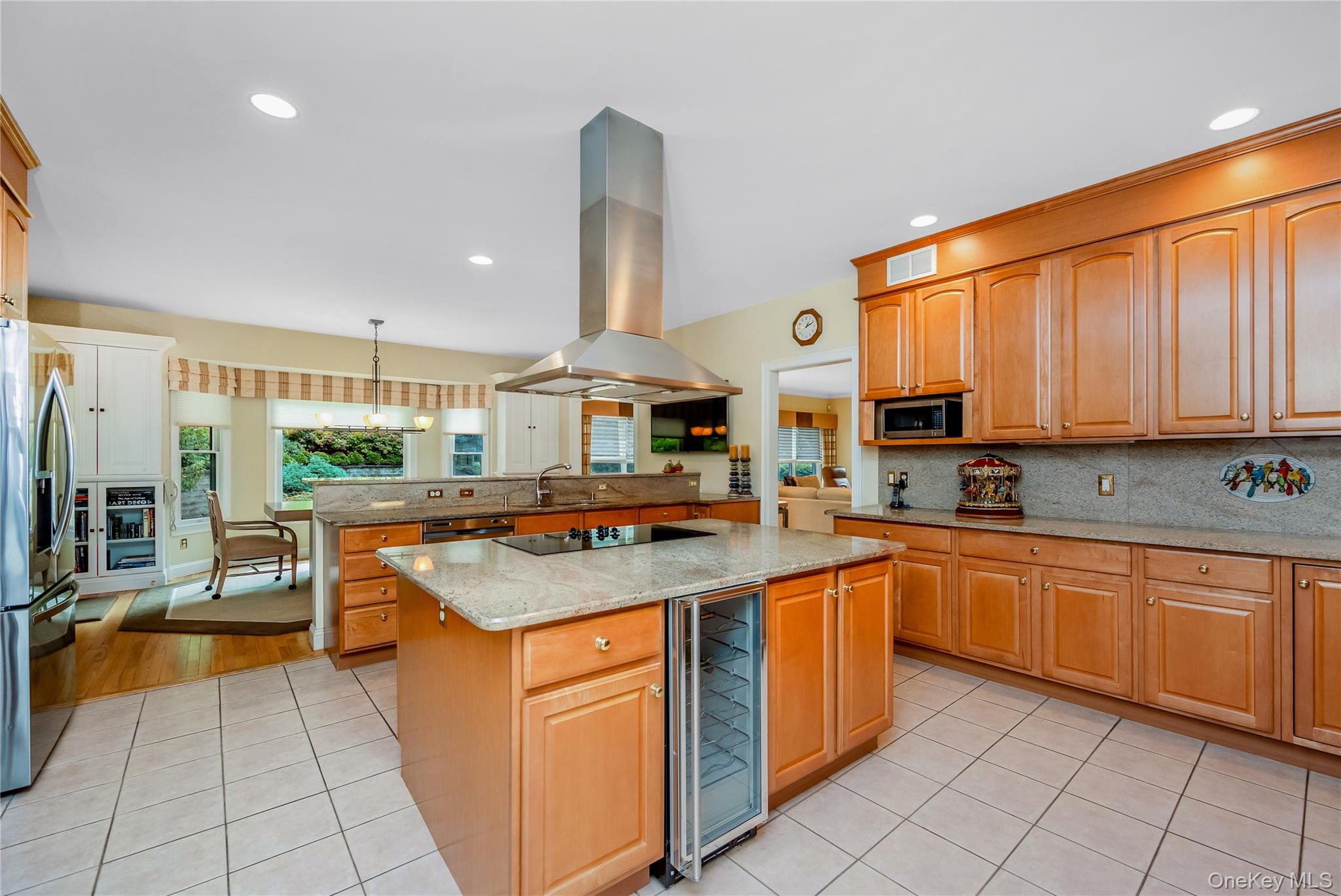 230 Woodbine Avenue Property Photo 17
