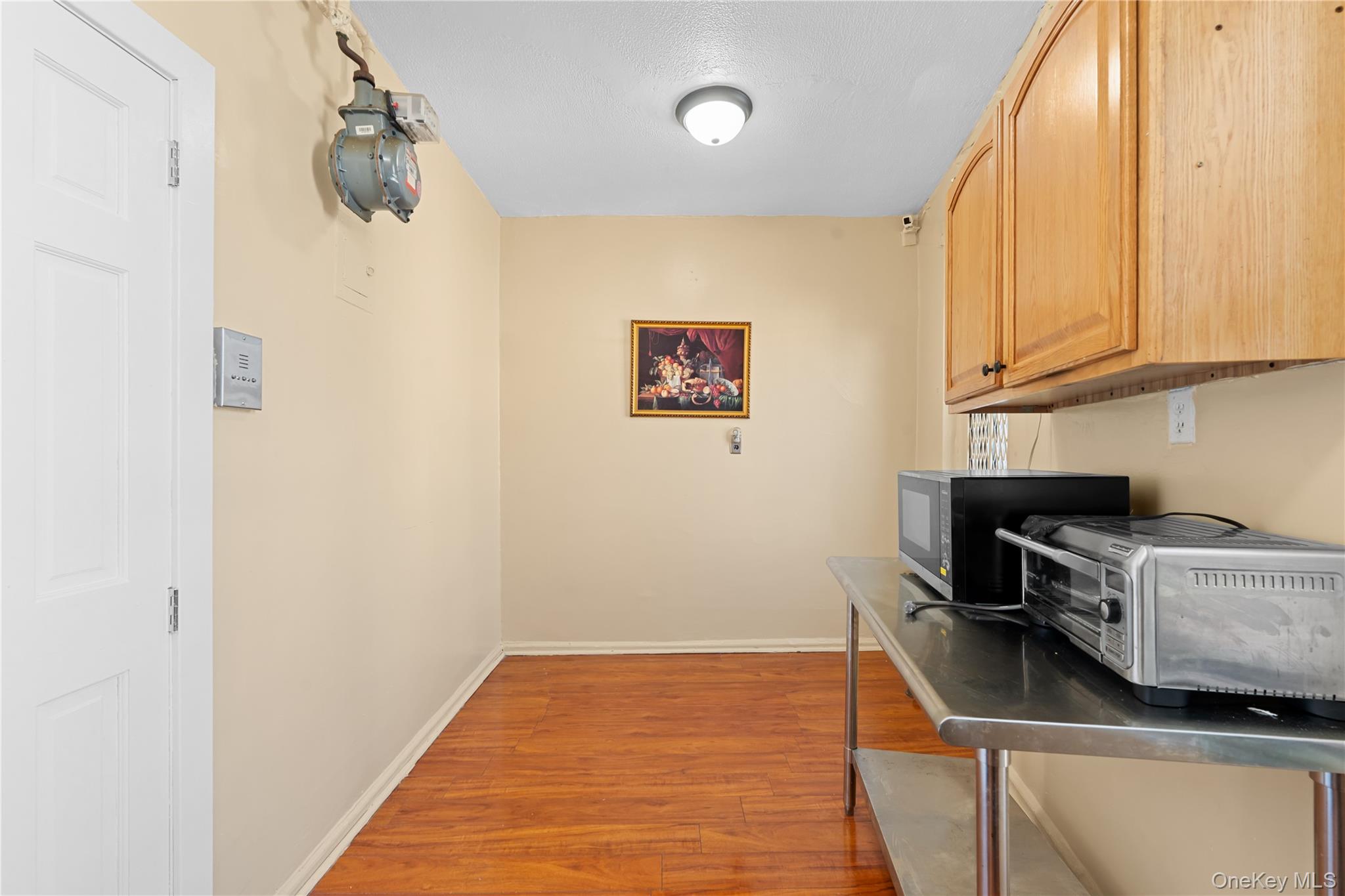 941 Jerome Avenue 11g Property Photo 7