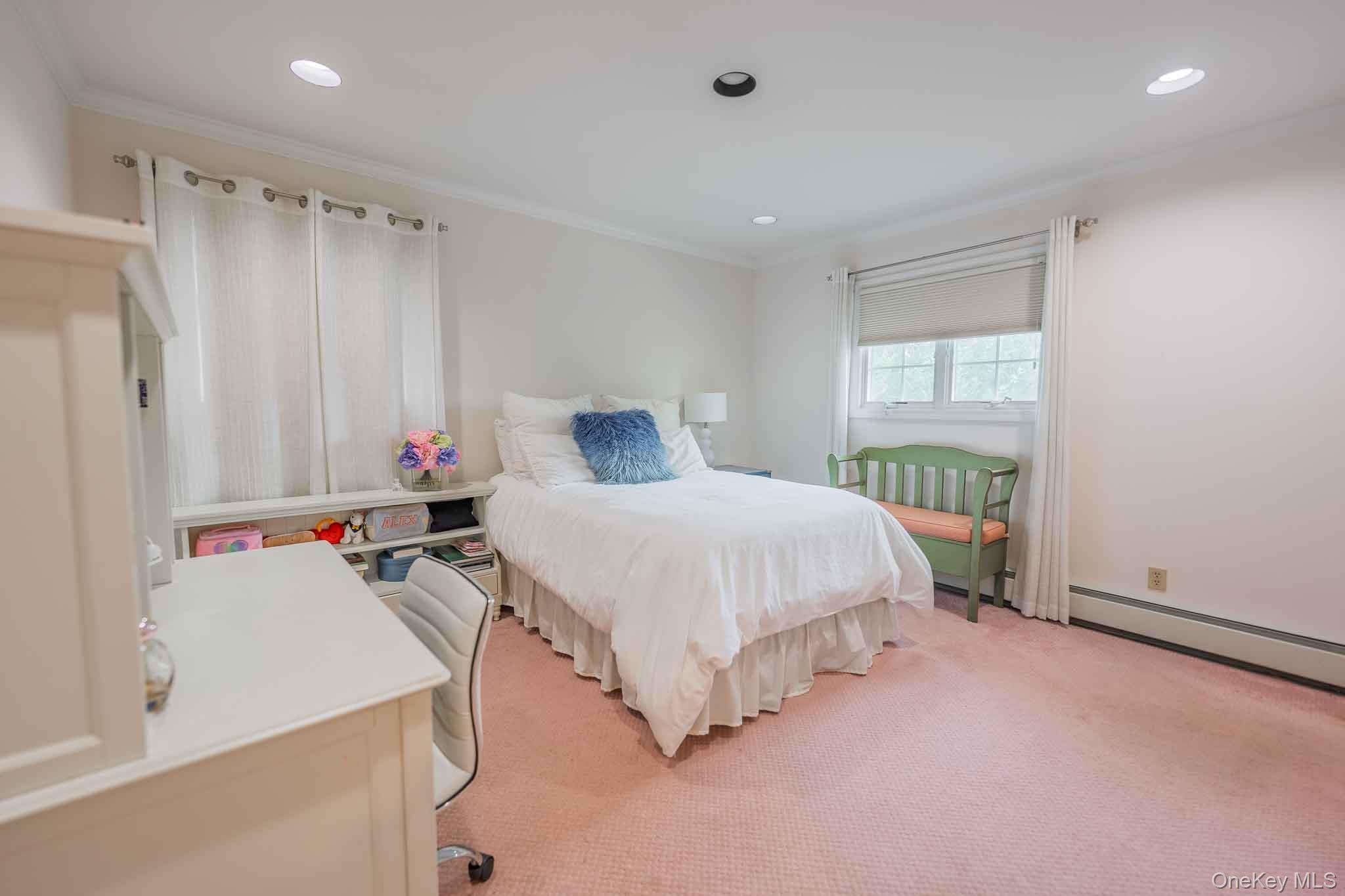 19 Howland Road Property Photo 23