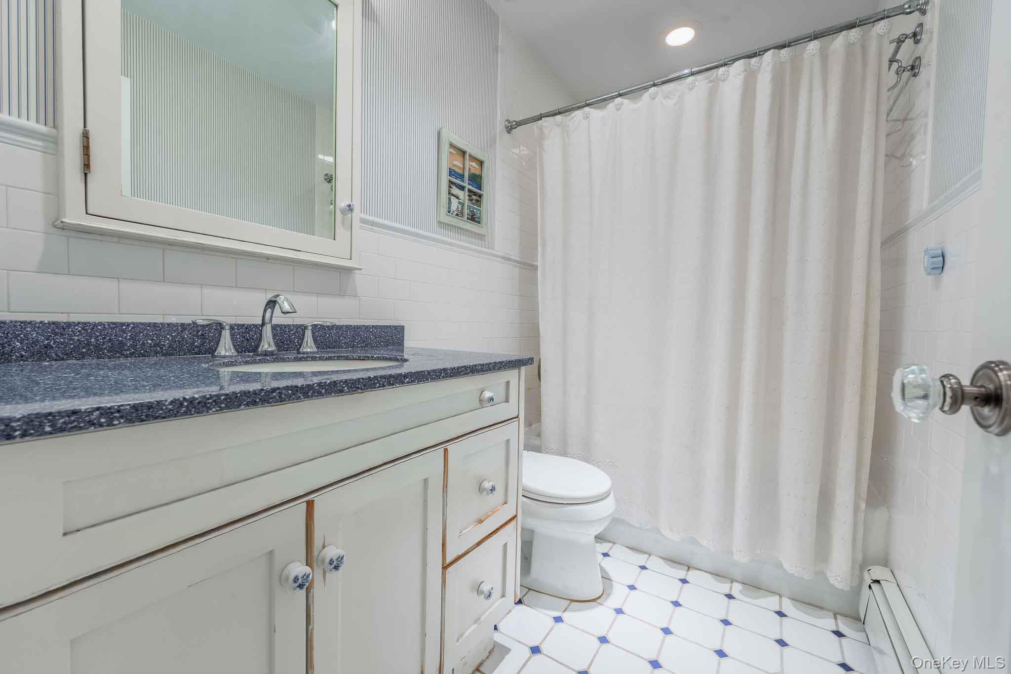 19 Howland Road Property Photo 24