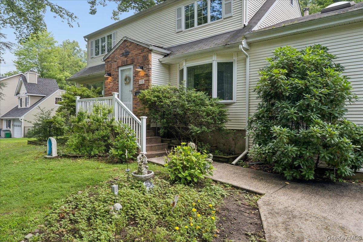 32 Carolina Drive Property Photo 2