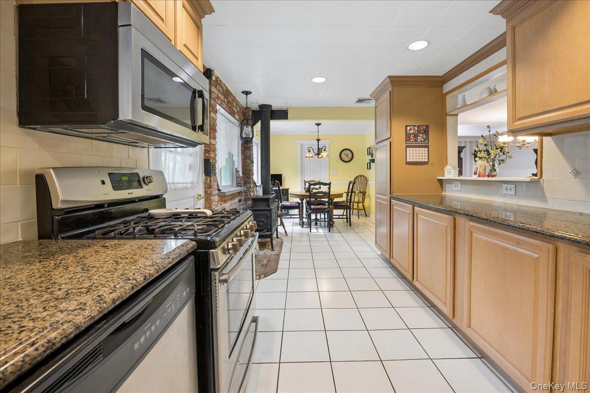 32 Carolina Drive Property Photo 4