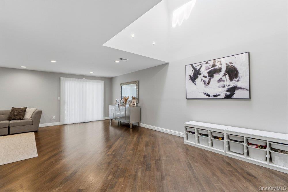48 Chestnut Lane Property Photo 6