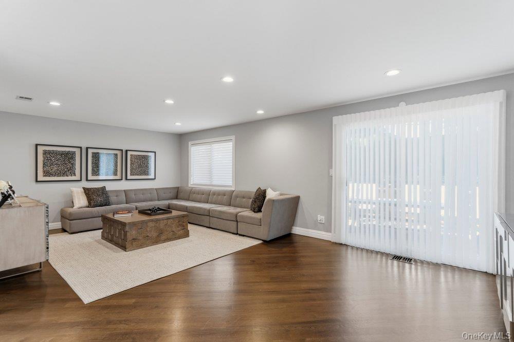 48 Chestnut Lane Property Photo 9