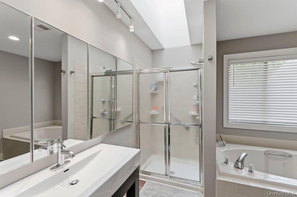 48 Chestnut Lane Property Photo 29