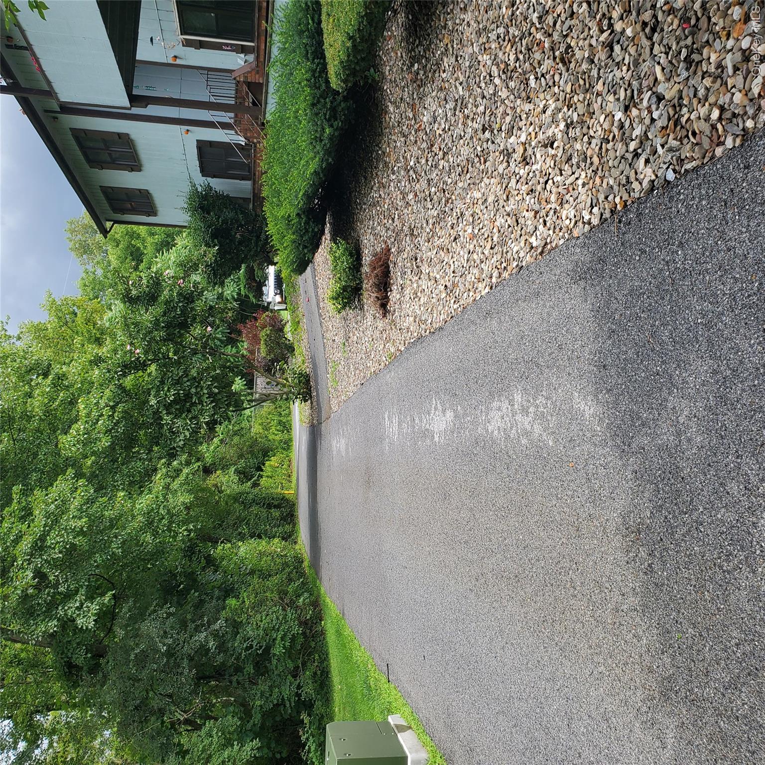 160 W West Road B19 Property Photo 1
