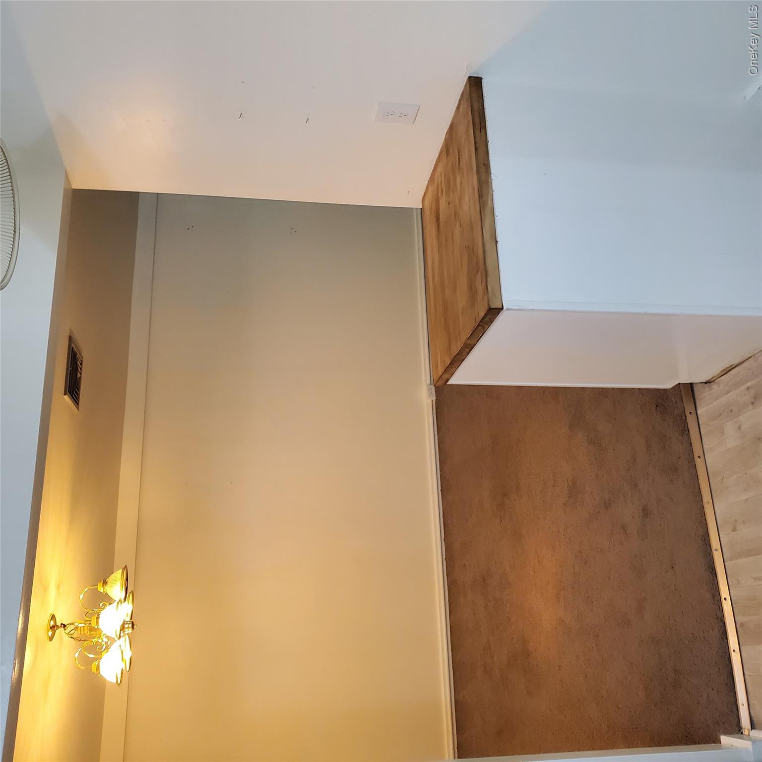 160 W West Road B19 Property Photo 4