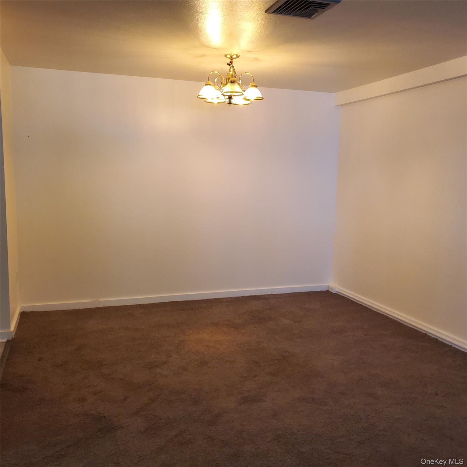 160 W West Road B19 Property Photo 5