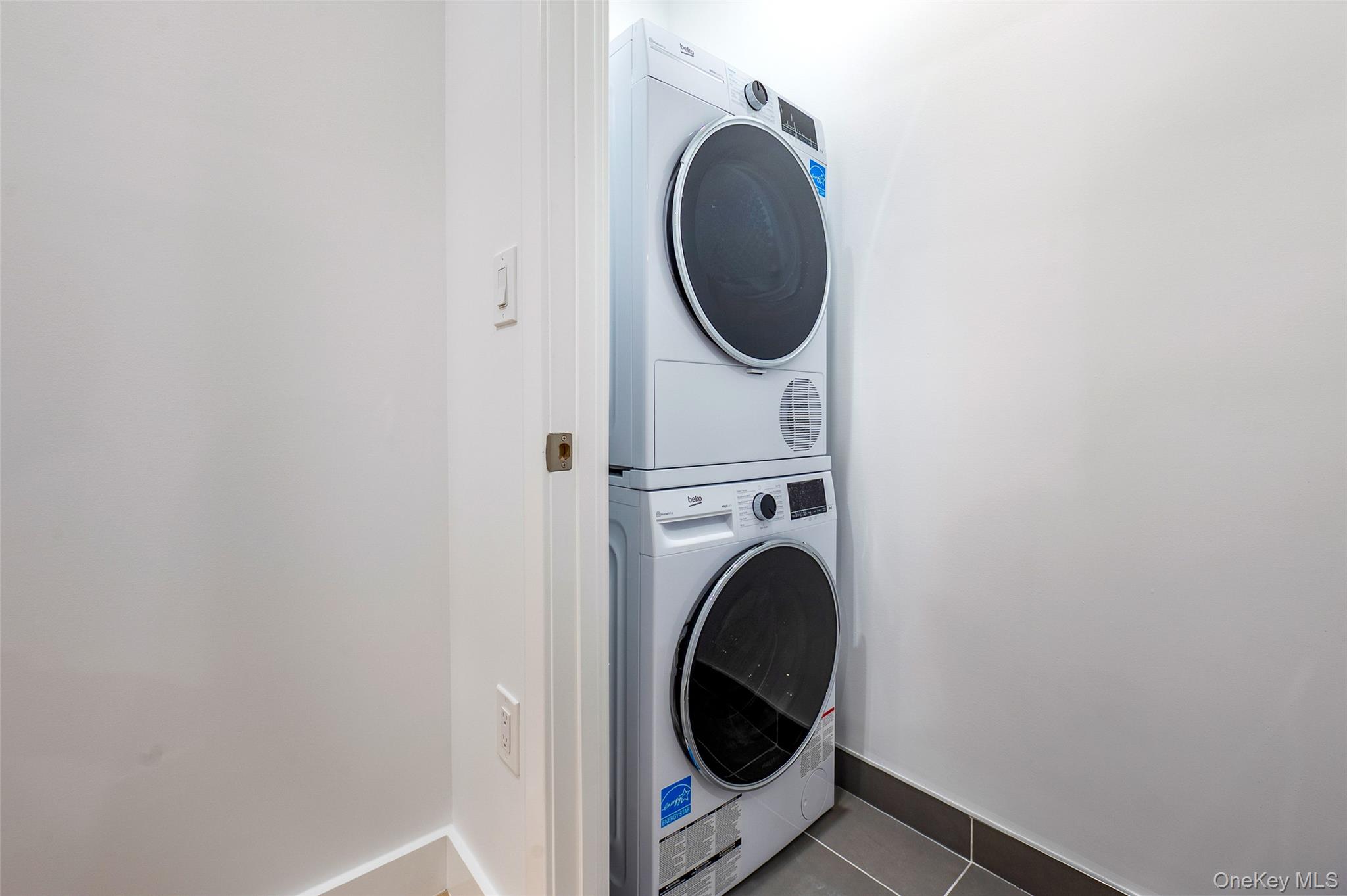 150-02 Northern Boulevard 4k Property Photo 9