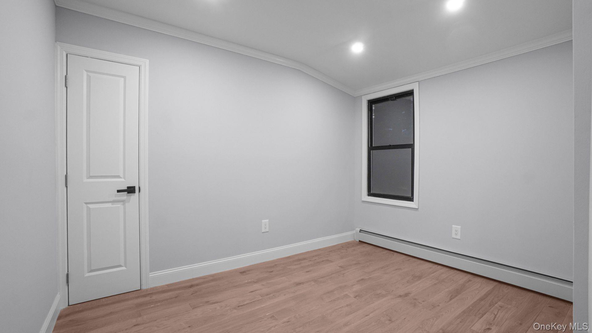 128 E 238th Street Property Photo 13