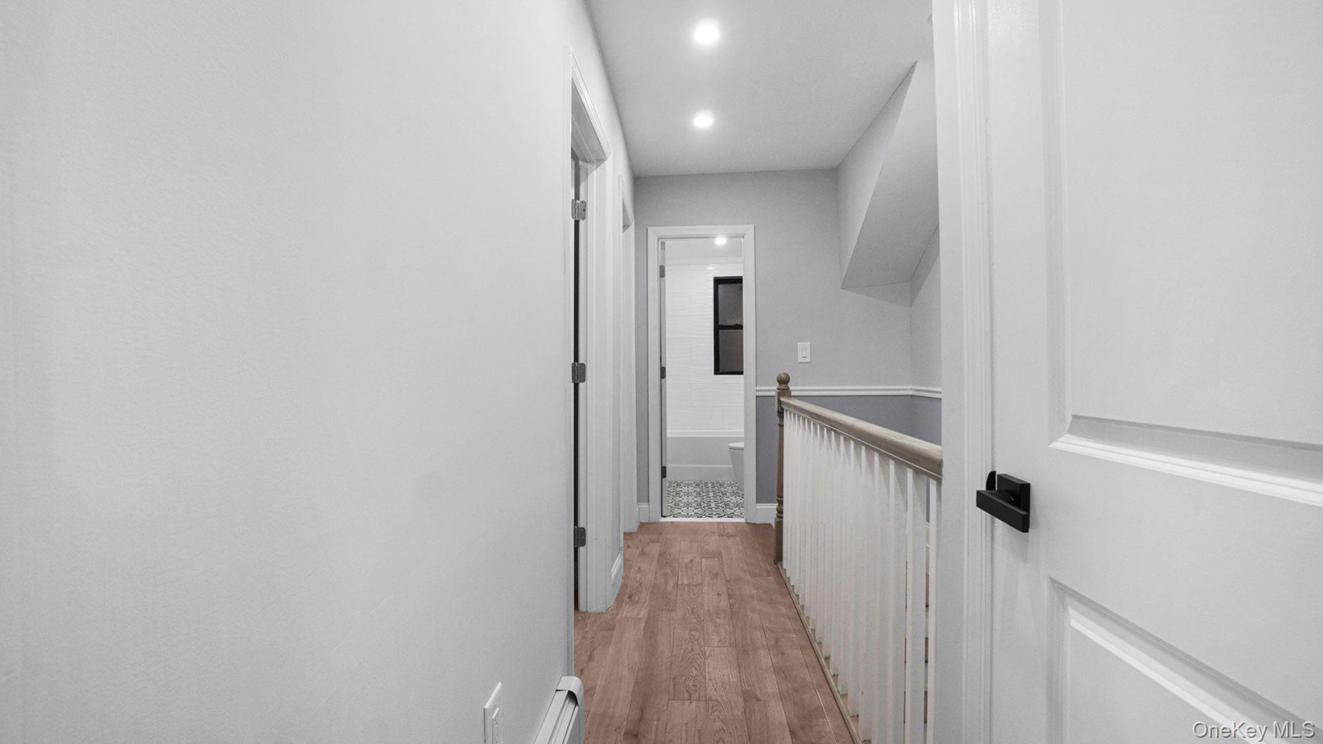 128 E 238th Street Property Photo 16