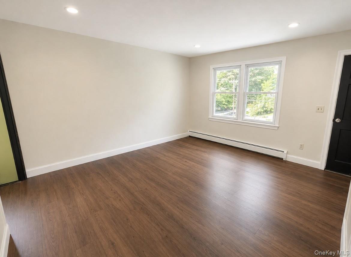 142 New York Avenue Property Photo 3