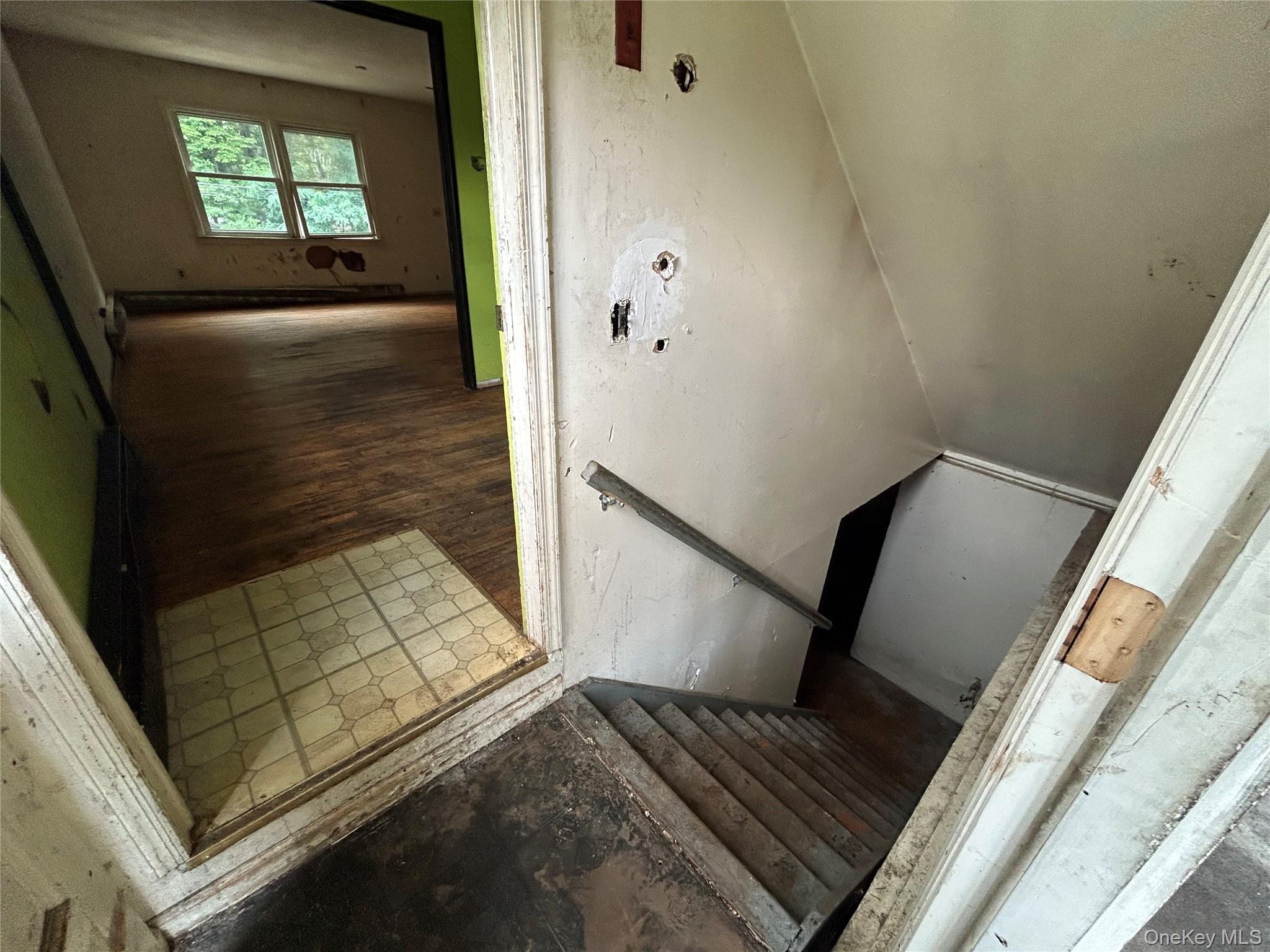 142 New York Avenue Property Photo 17