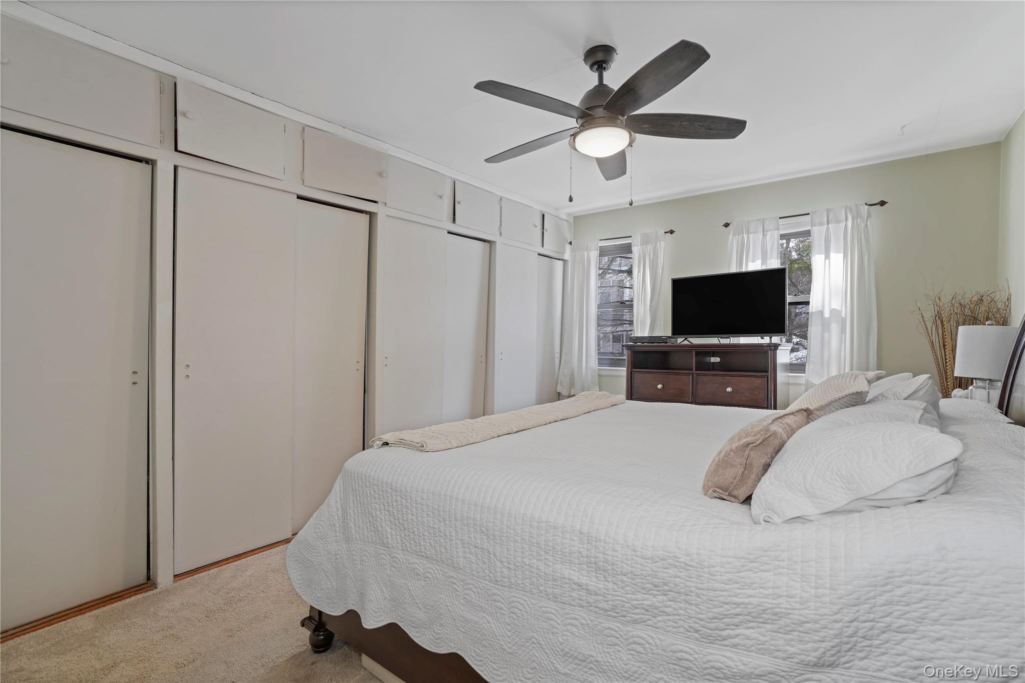 113 Beacon Hill Dr E25 Property Photo 12