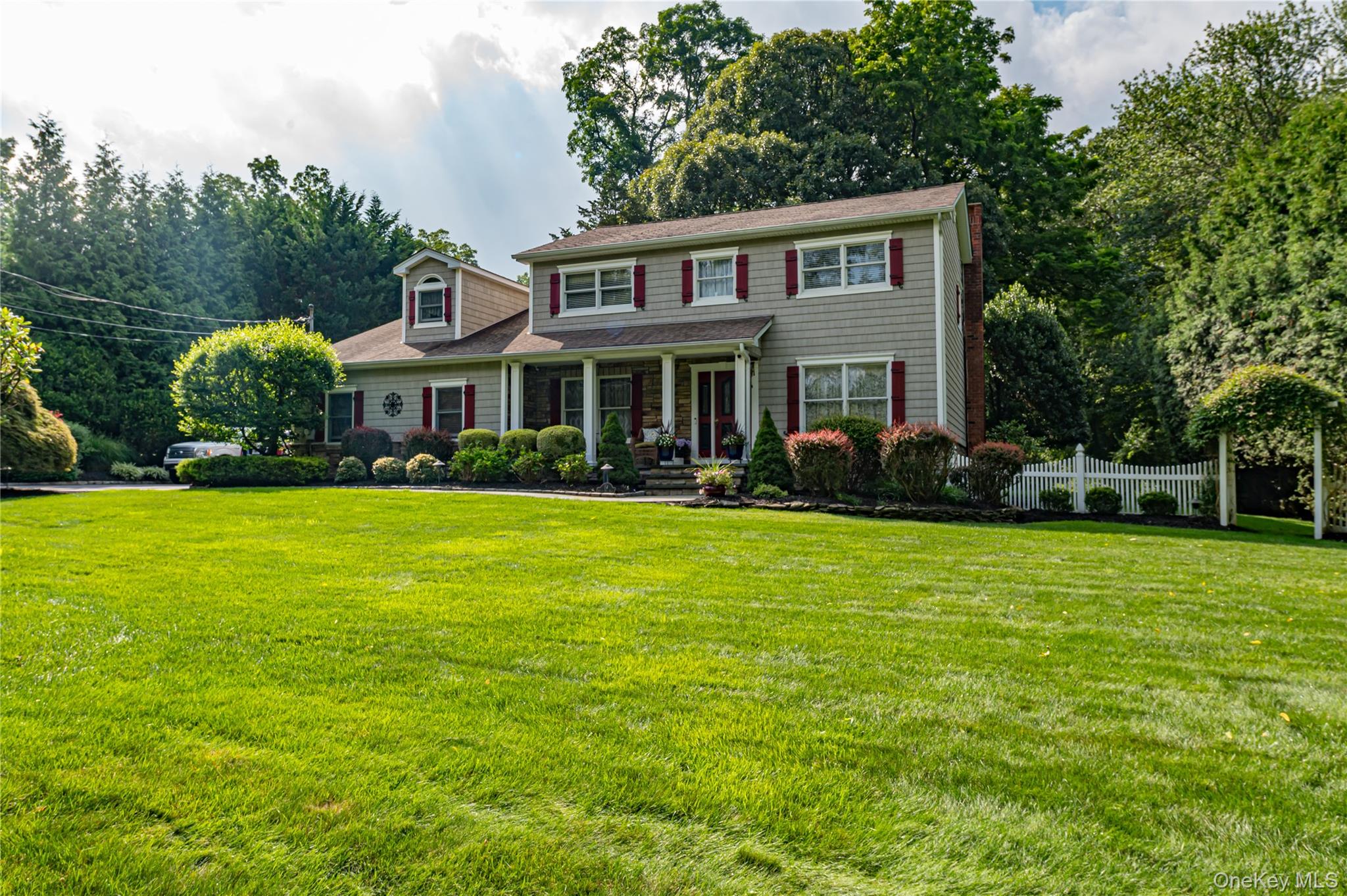 14 Breeze Hill Road Property Photo 2