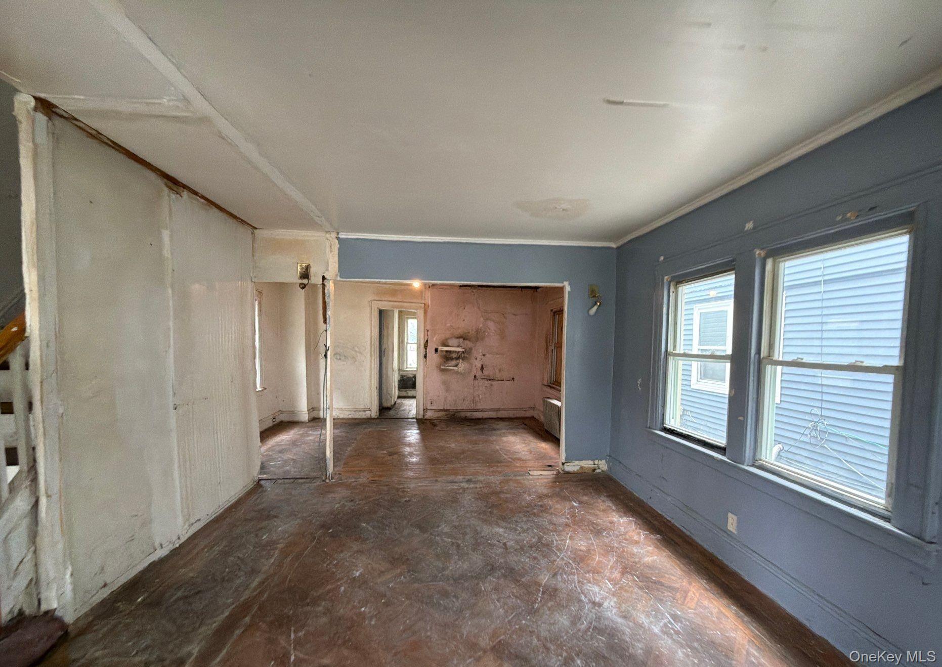 102-09 216th Street Property Photo 5