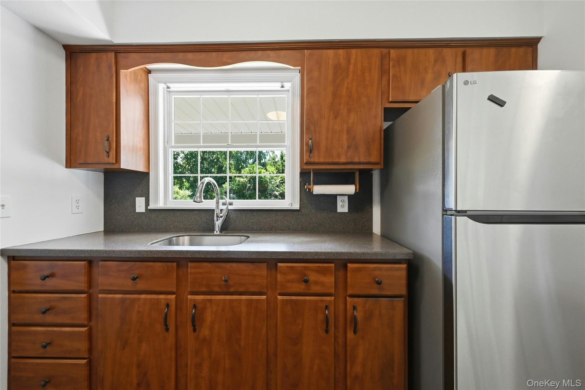 395 Uhl Lane Property Photo 8